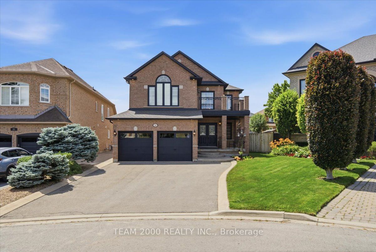 26 Crown Crescent, Vaughan, ON L4H 1S7 photo 4