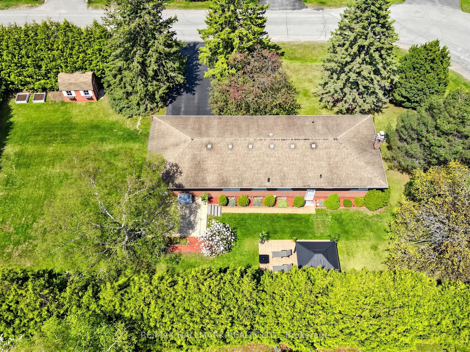 20 Jasmine Crescent, Whitchurch-Stouffville, ON L4A 3H4 photo 2