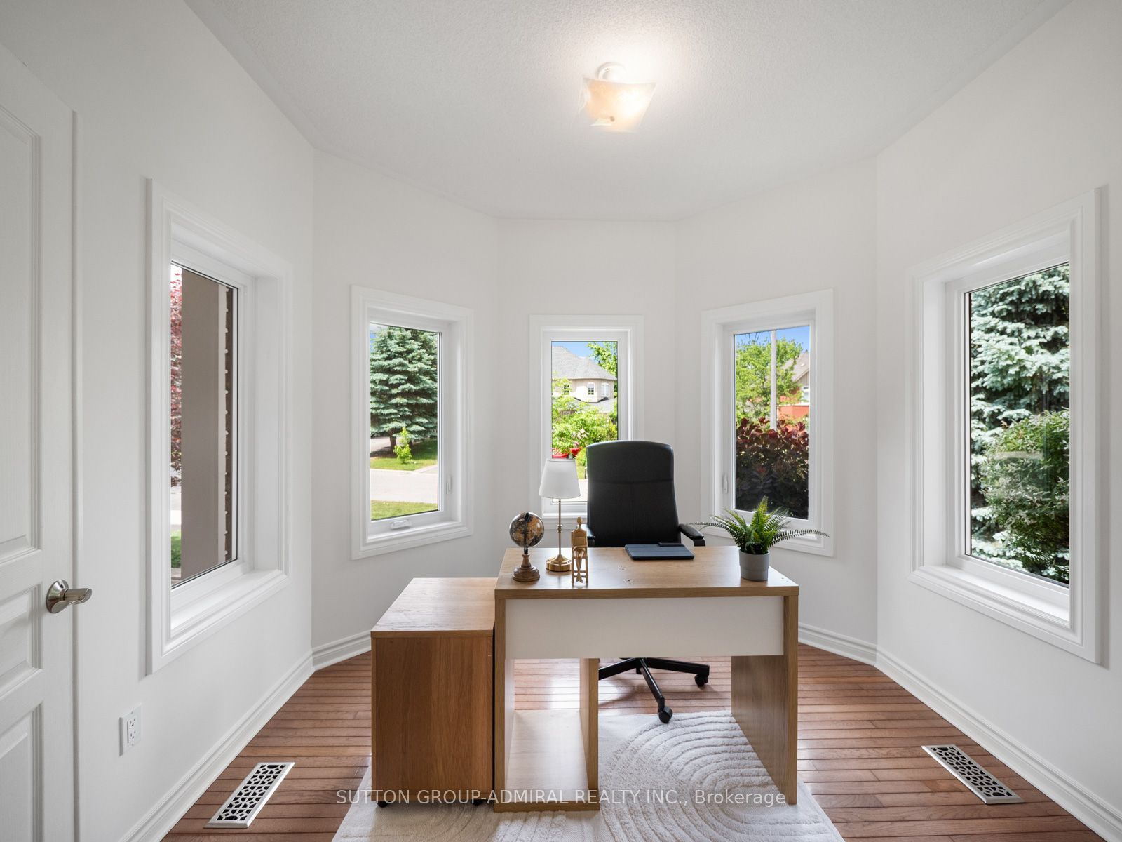 37 Nevada Crescent, Vaughan, ON L6A 2V5 photo 5
