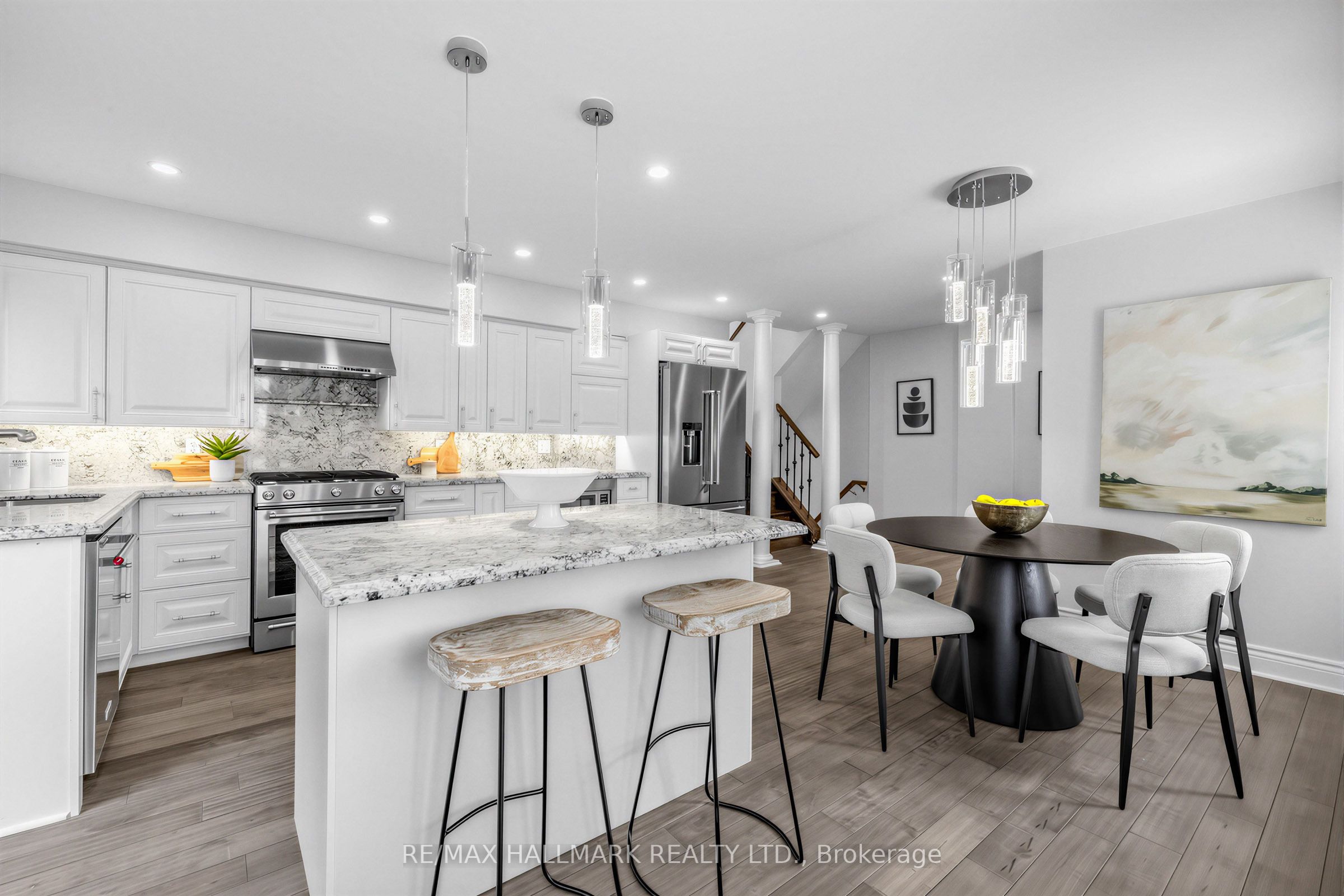 225 Lucas Street, Richmond Hill, ON L4C 4P9 photo 5