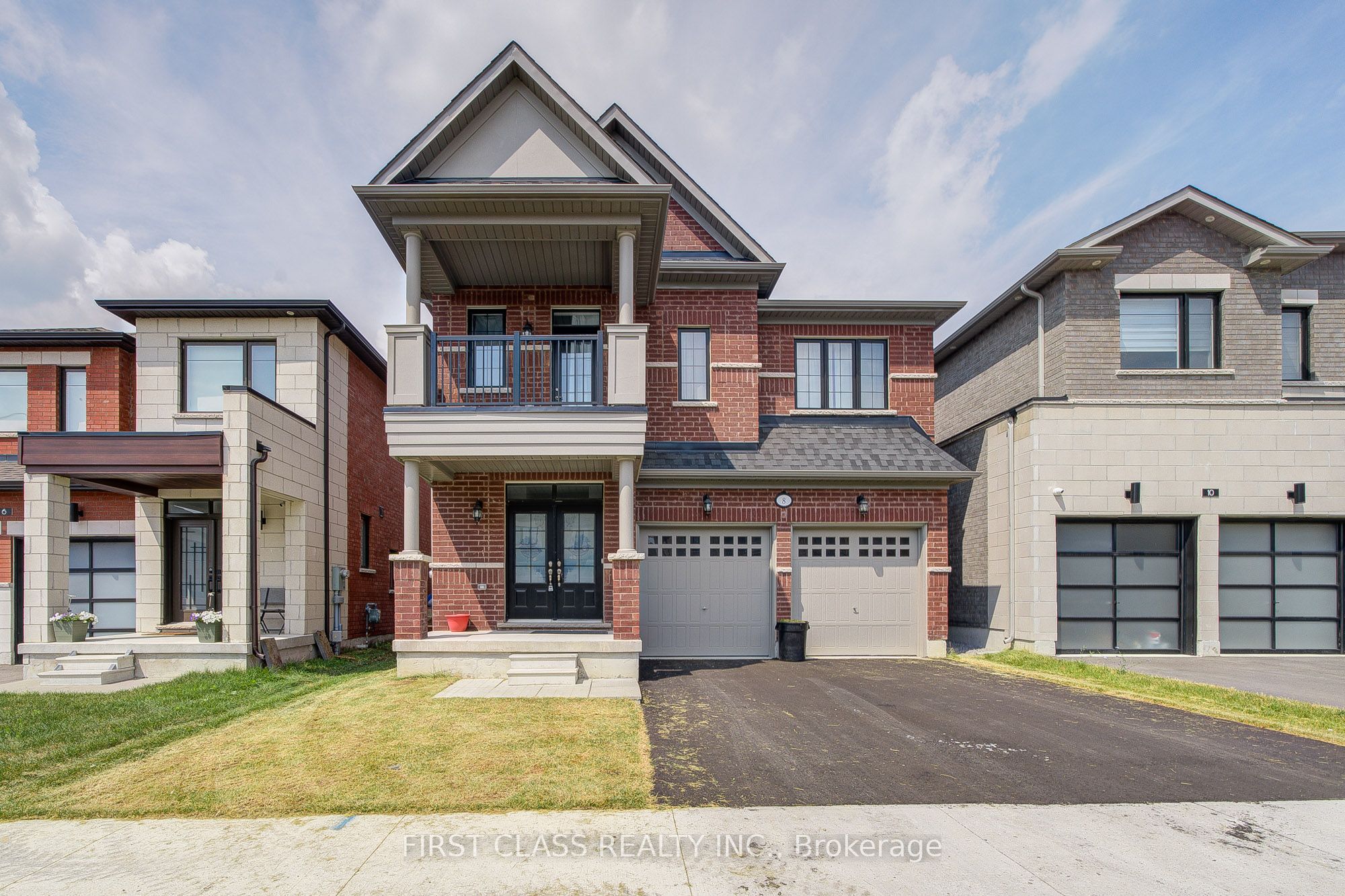 8 Nigh Drive, Markham, ON L3S 0G4