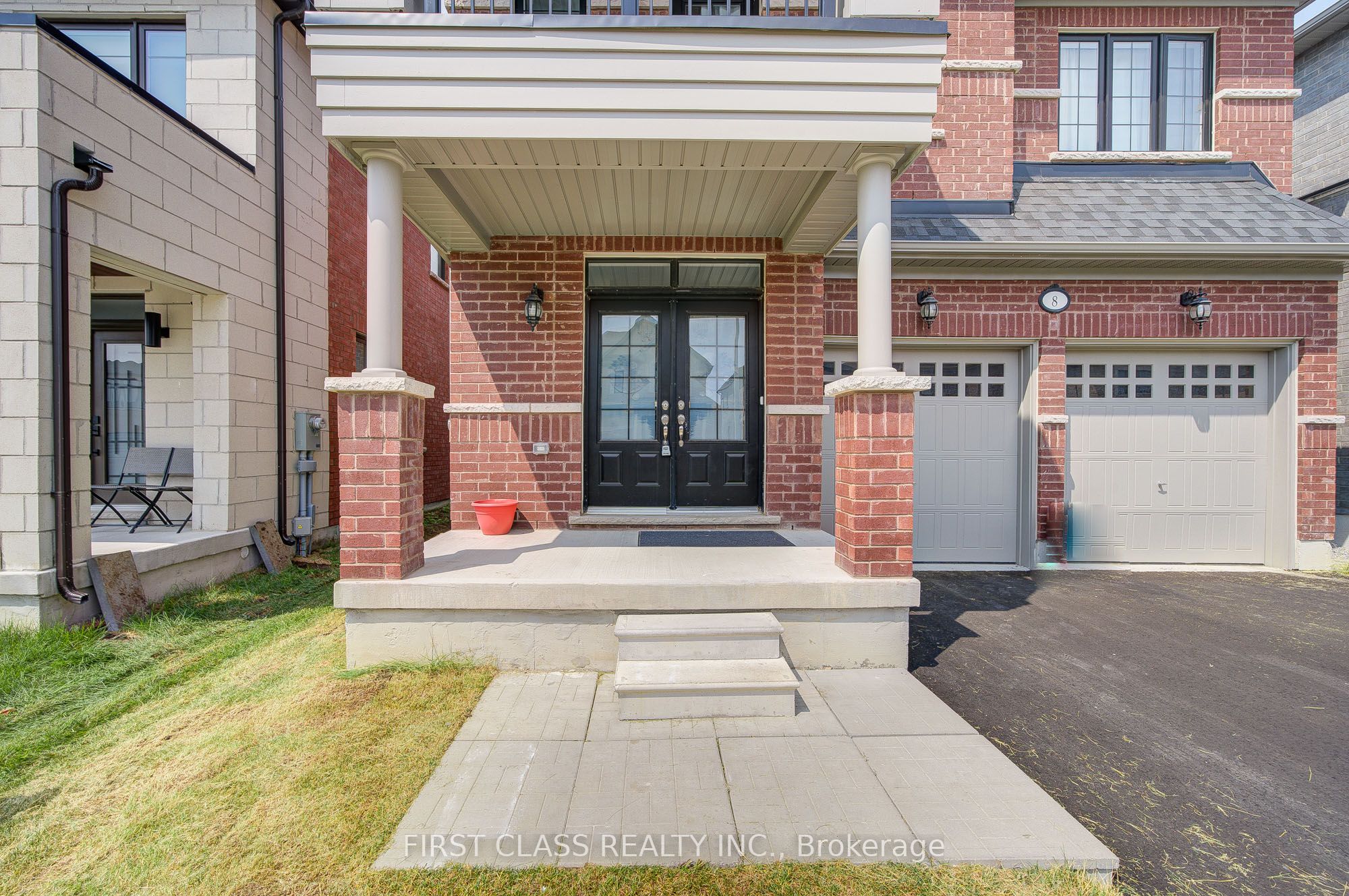 8 Nigh Drive, Markham, ON L3S 0G4 photo 2