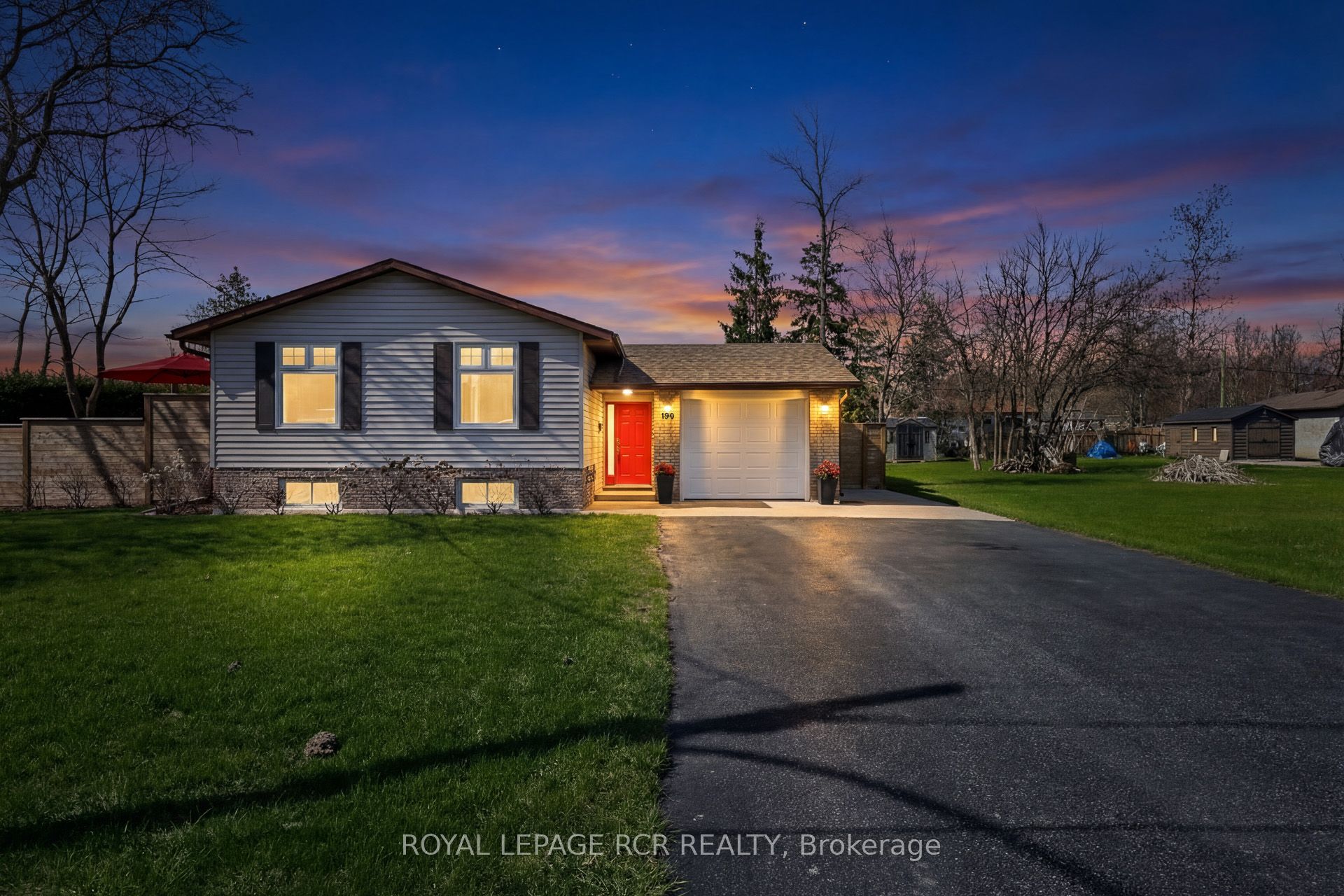 190 Parkview Road, Georgina, ON L4P 2J7 photo 2