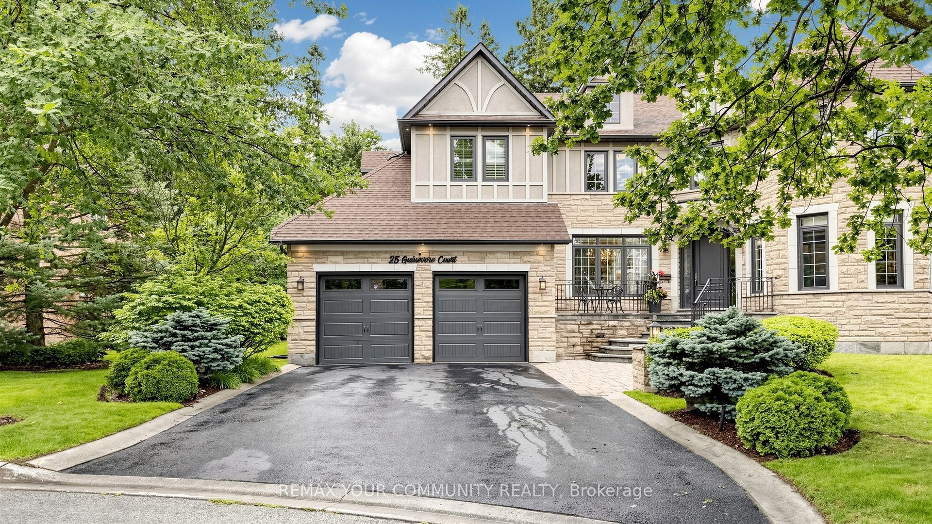 25 Guinevere Court, Richmond Hill, ON L4C 0P7 photo 4