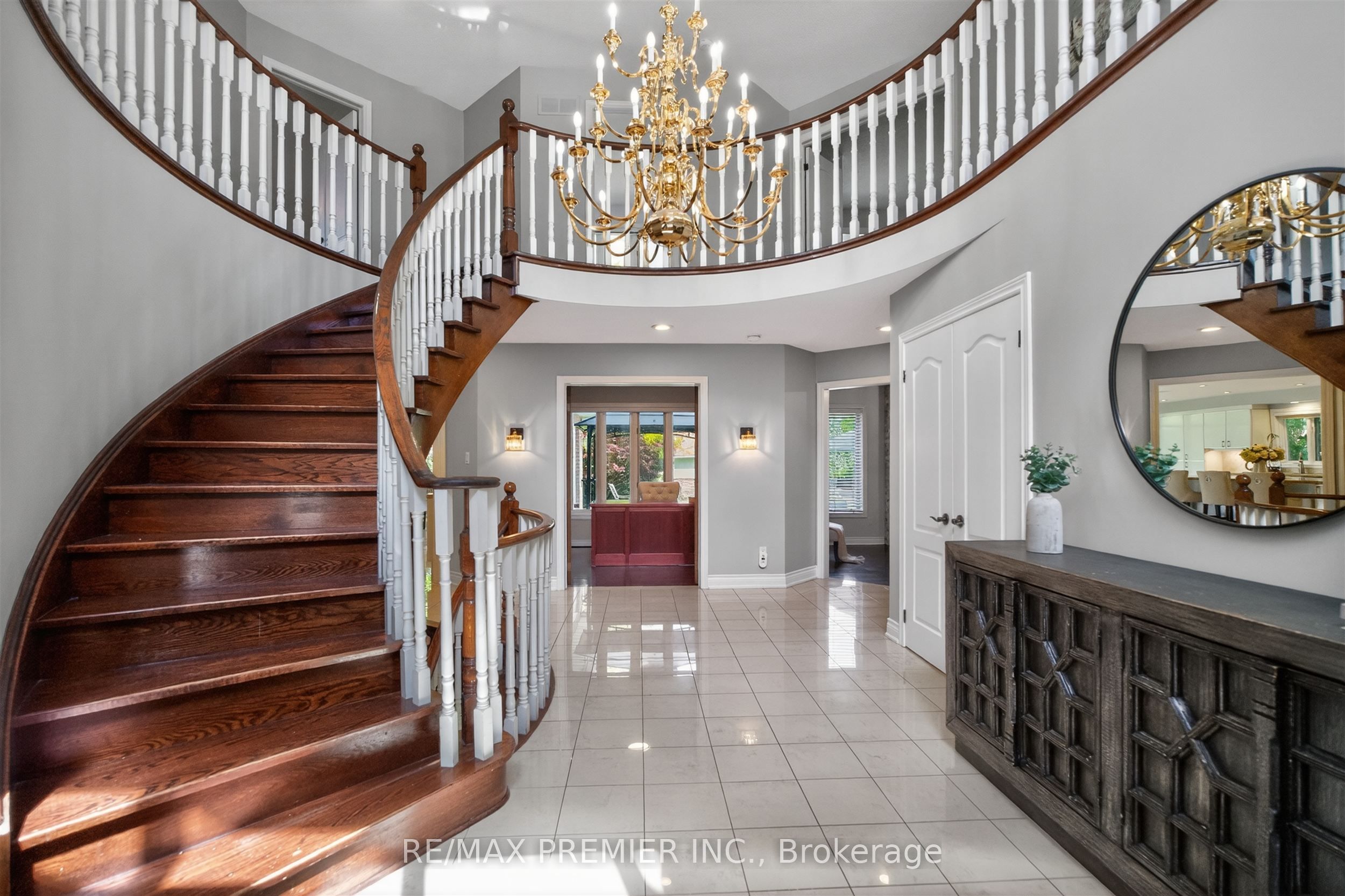 298 Castlehill Road, Vaughan, ON L6A 1V9 photo 3