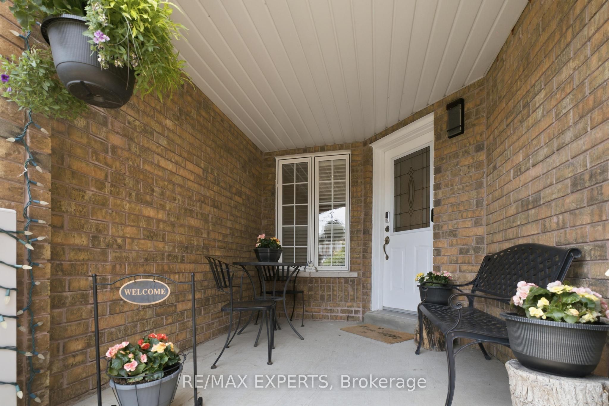 16 Piazza Crescent, Vaughan, ON L4H 2C8 photo 4