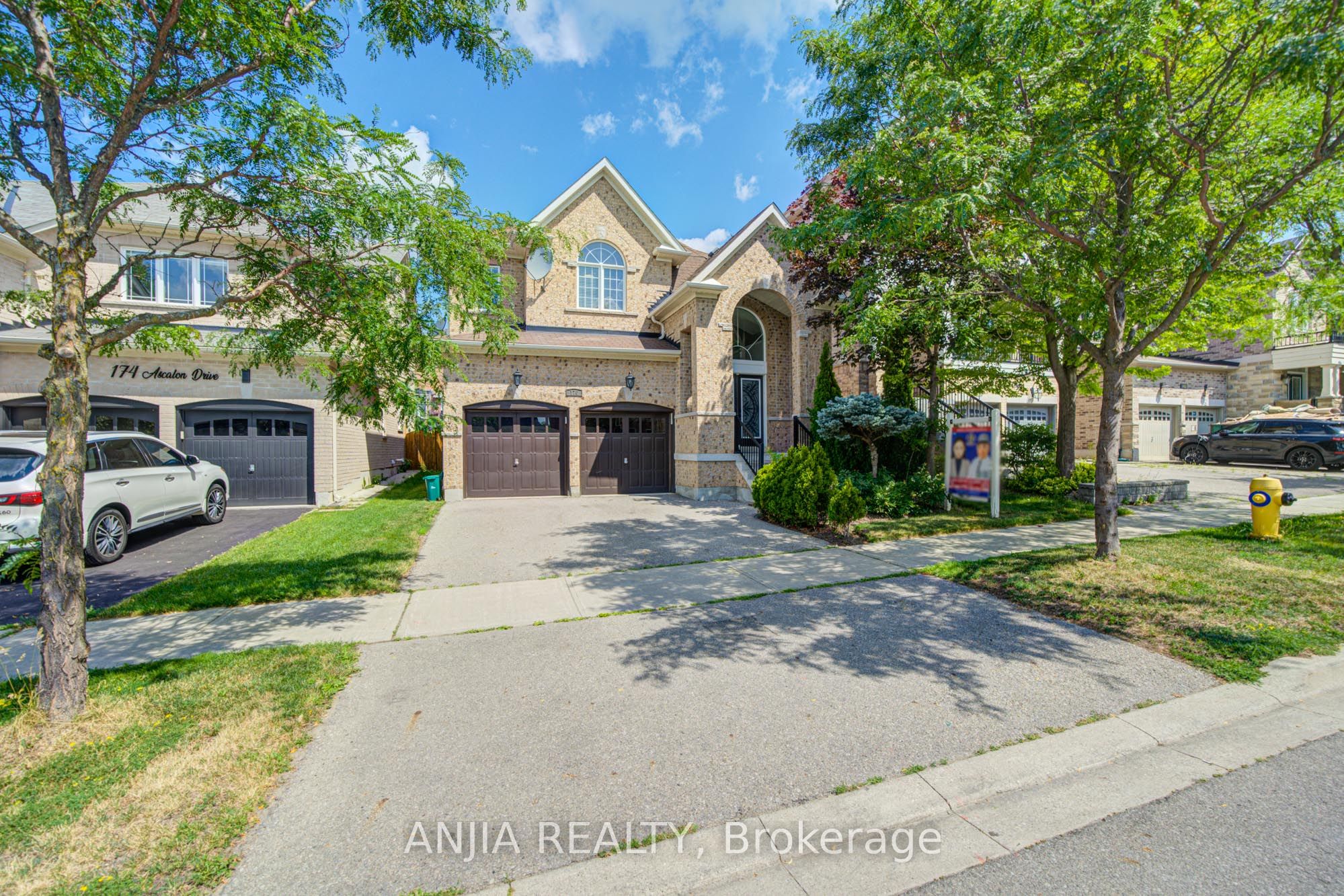 170 Ascalon Drive, Vaughan, ON L6A 0M8 photo 3