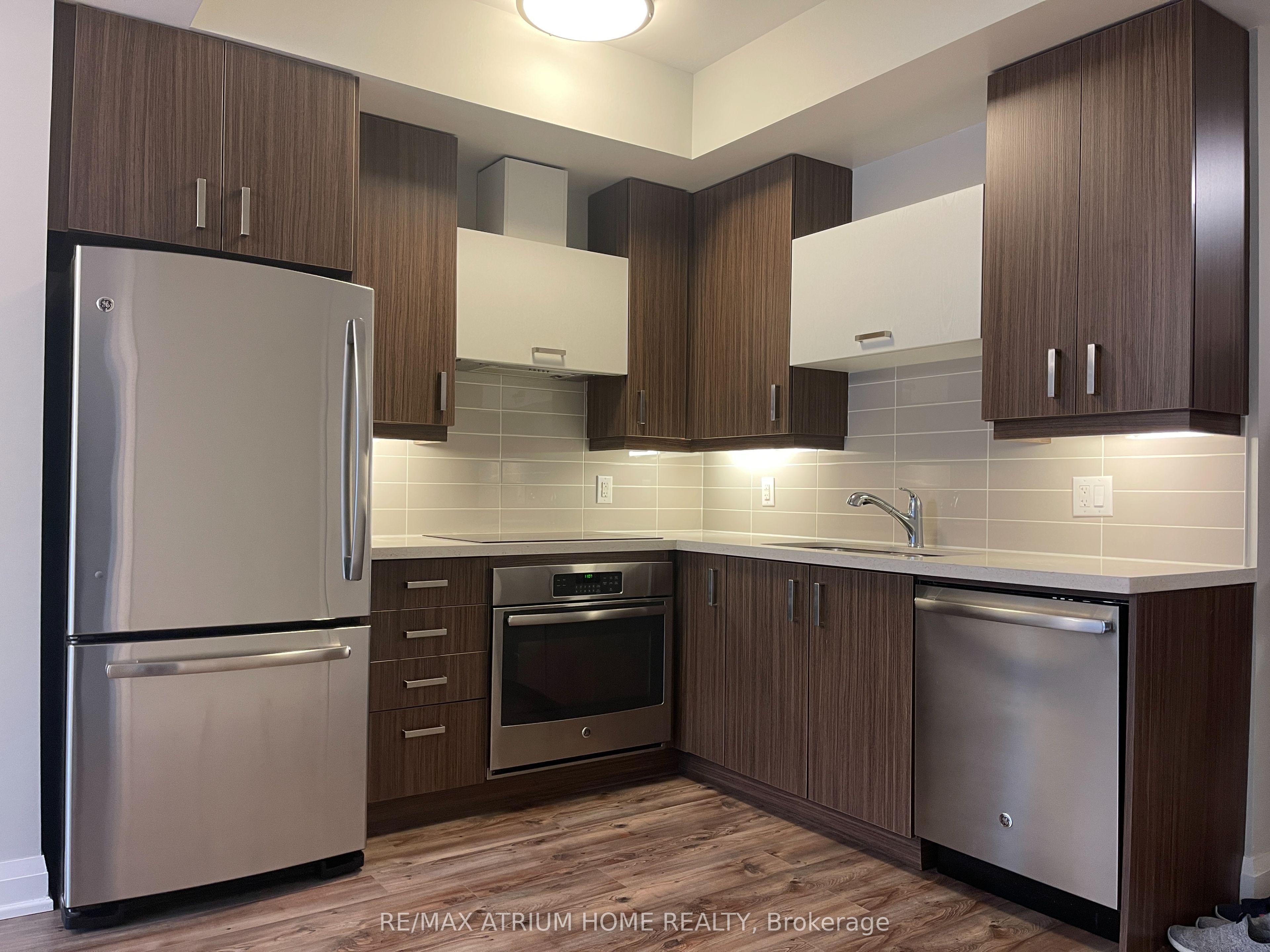 18 Uptown Drive 308, Markham, ON L3R 5M8 photo 2