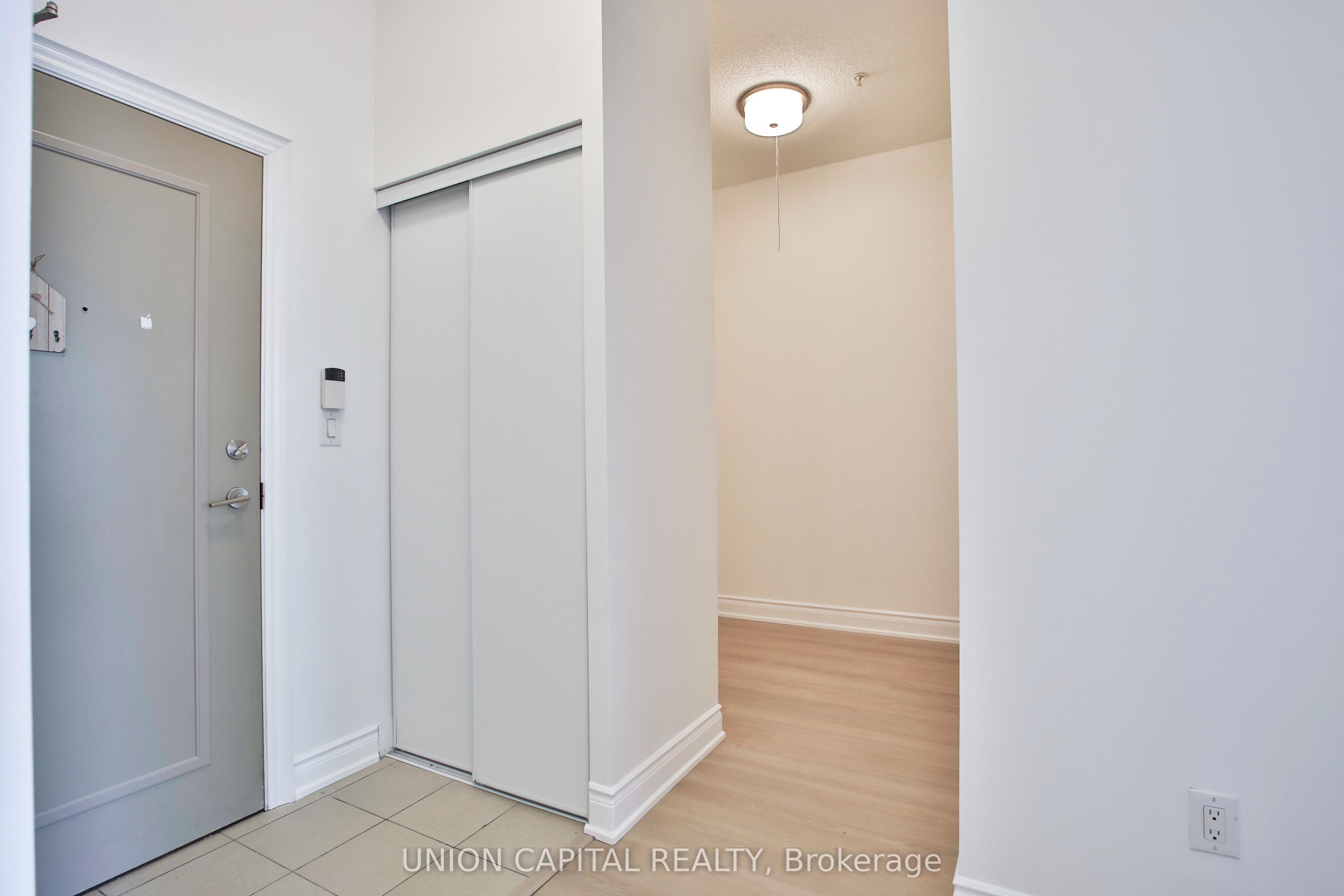 2396 Major Mackenzie Drive 108, Vaughan, ON L6A 4Y1 photo 3