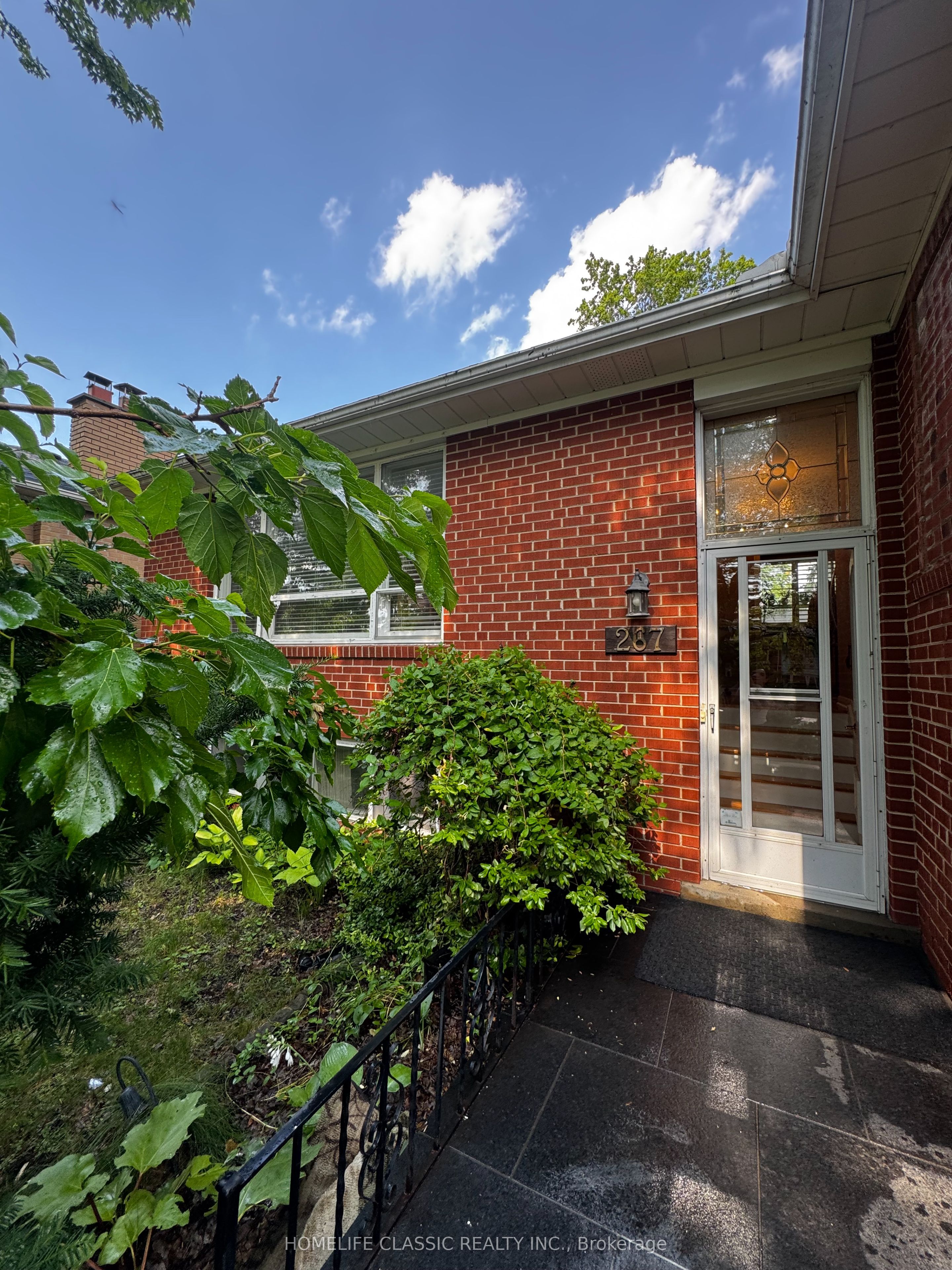 267 IREDALE Road, Richmond Hill, ON L4C 4R5 photo 3