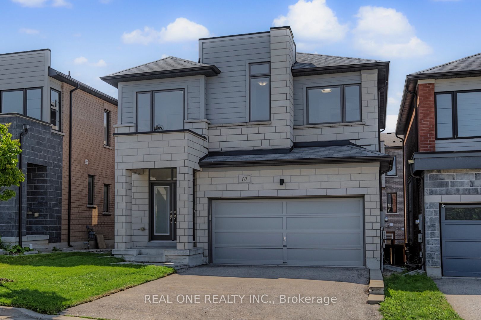 67 Tango Crescent, Newmarket, ON L3X 0K4