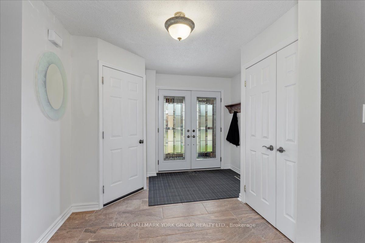 20 Sunbird Boulevard, Georgina, ON L4P 3R9 photo 5