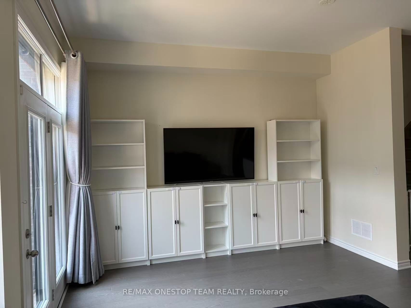 203 Lebovic Campus Drive, Vaughan, ON L6A 5A1 photo 4
