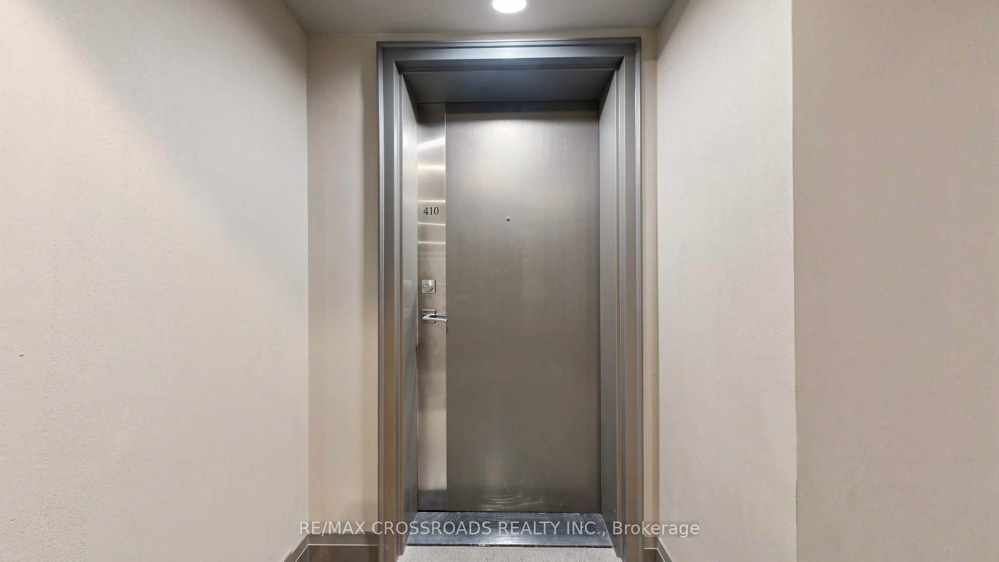 2 Adam Sellers Street 410, Markham, ON L6B 1N2 photo 3
