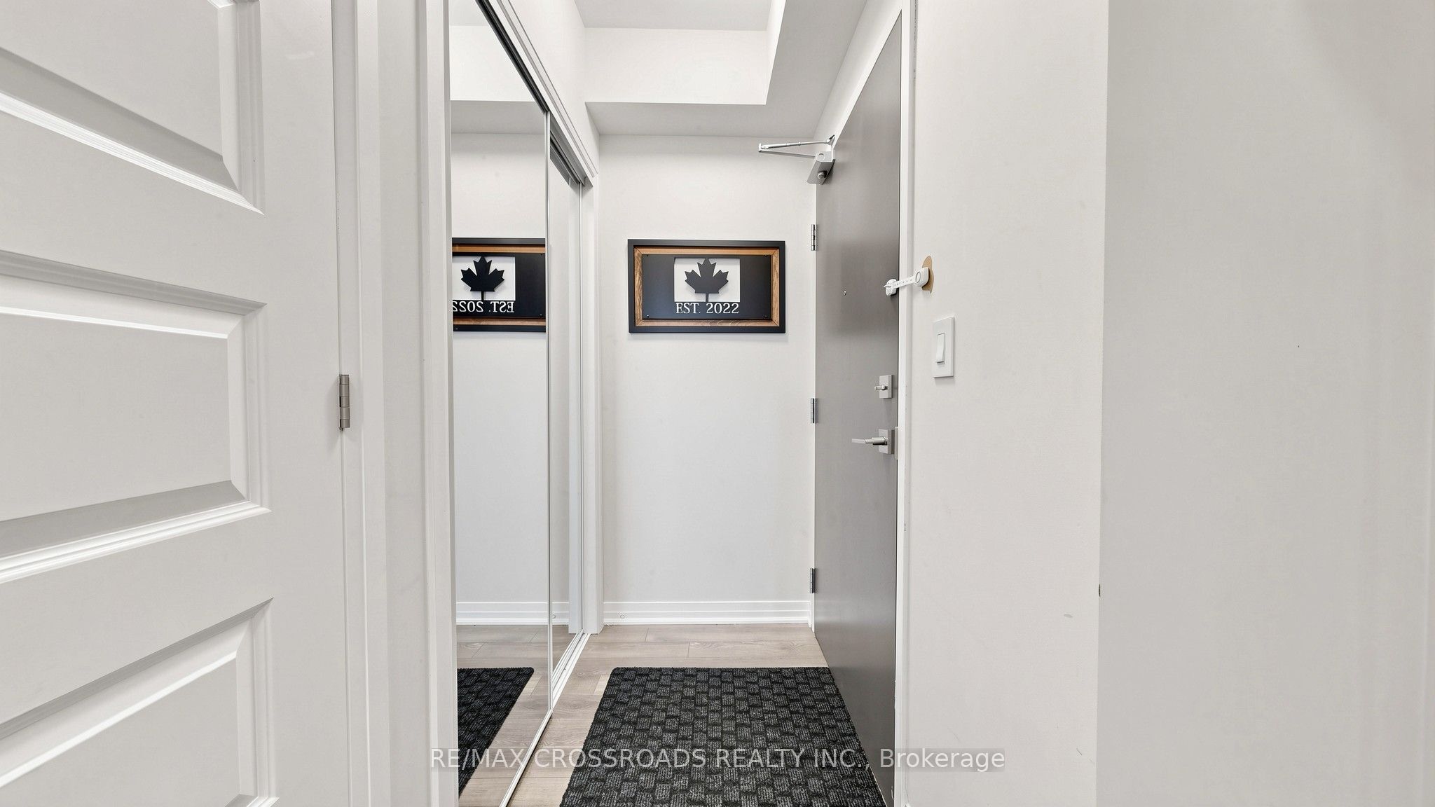 2 Adam Sellers Street 410, Markham, ON L6B 1N2 photo 4