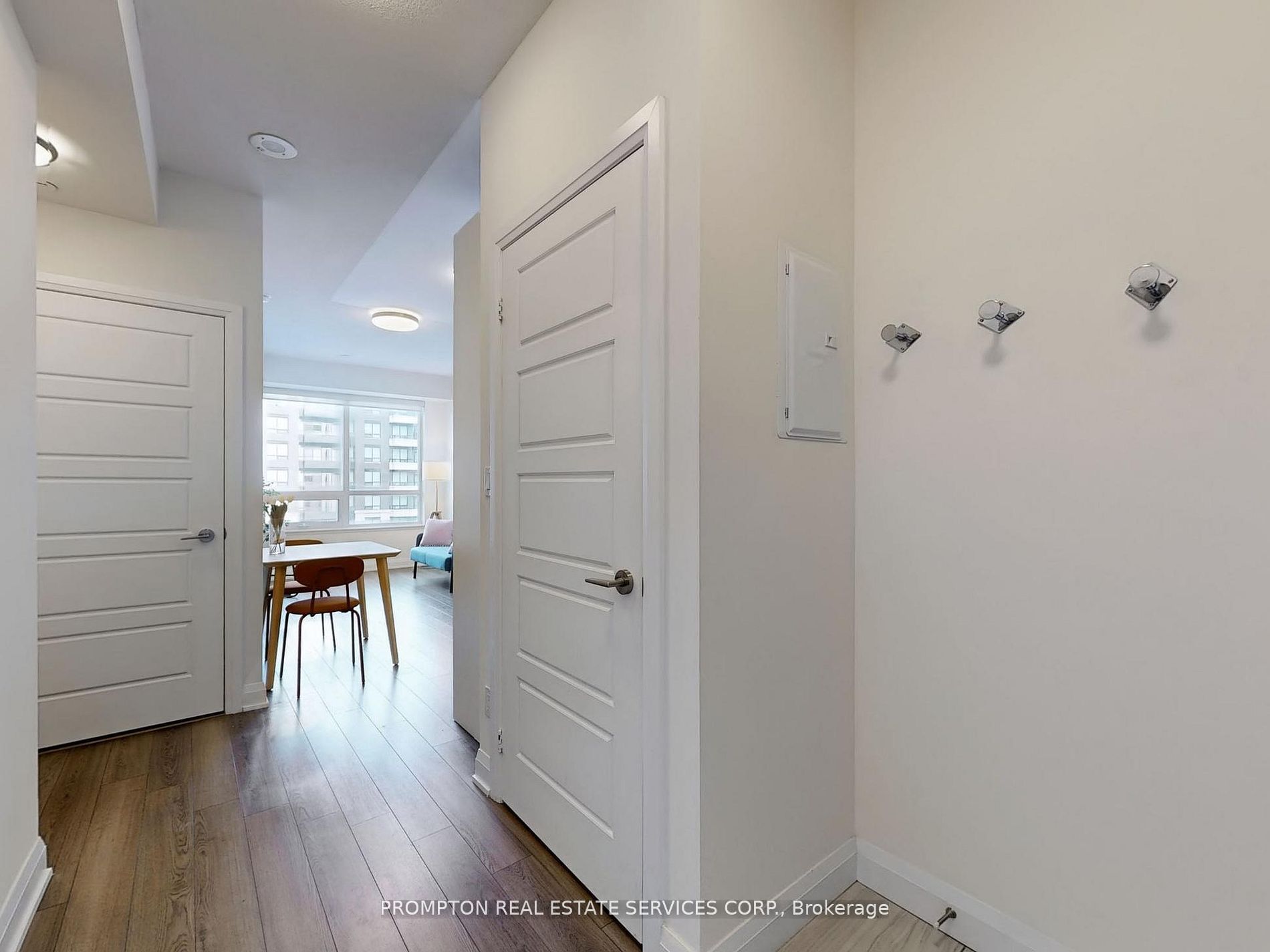15 Water Walk Drive 528, Markham, ON L6G 0G2 photo 4