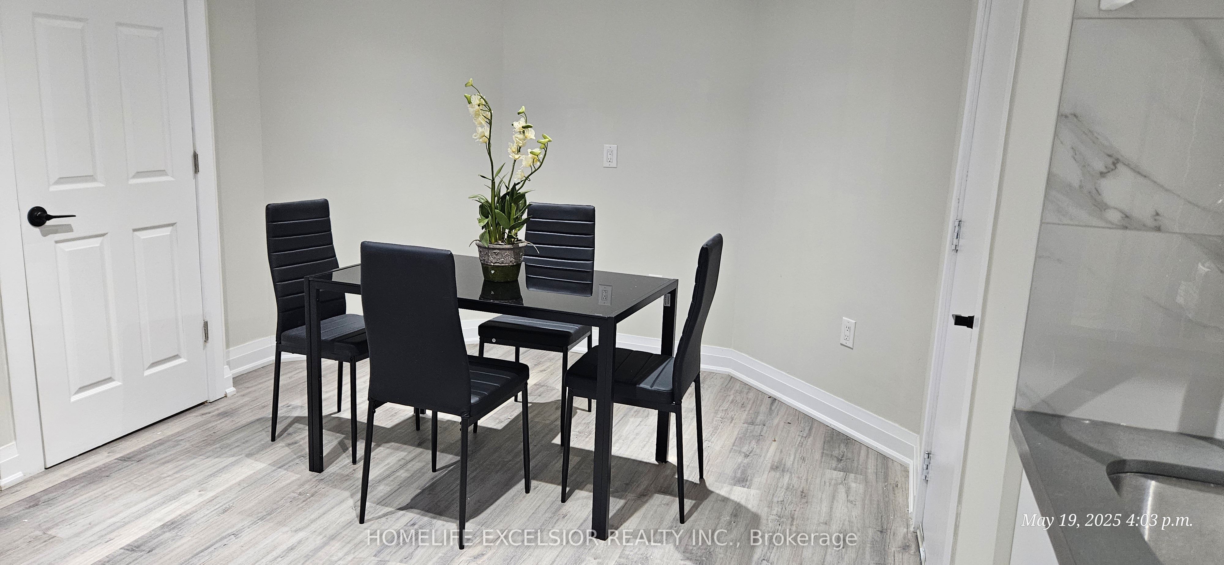 6 Fitzroy Avenue Basement, Markham, ON L6E 0J4 photo 3