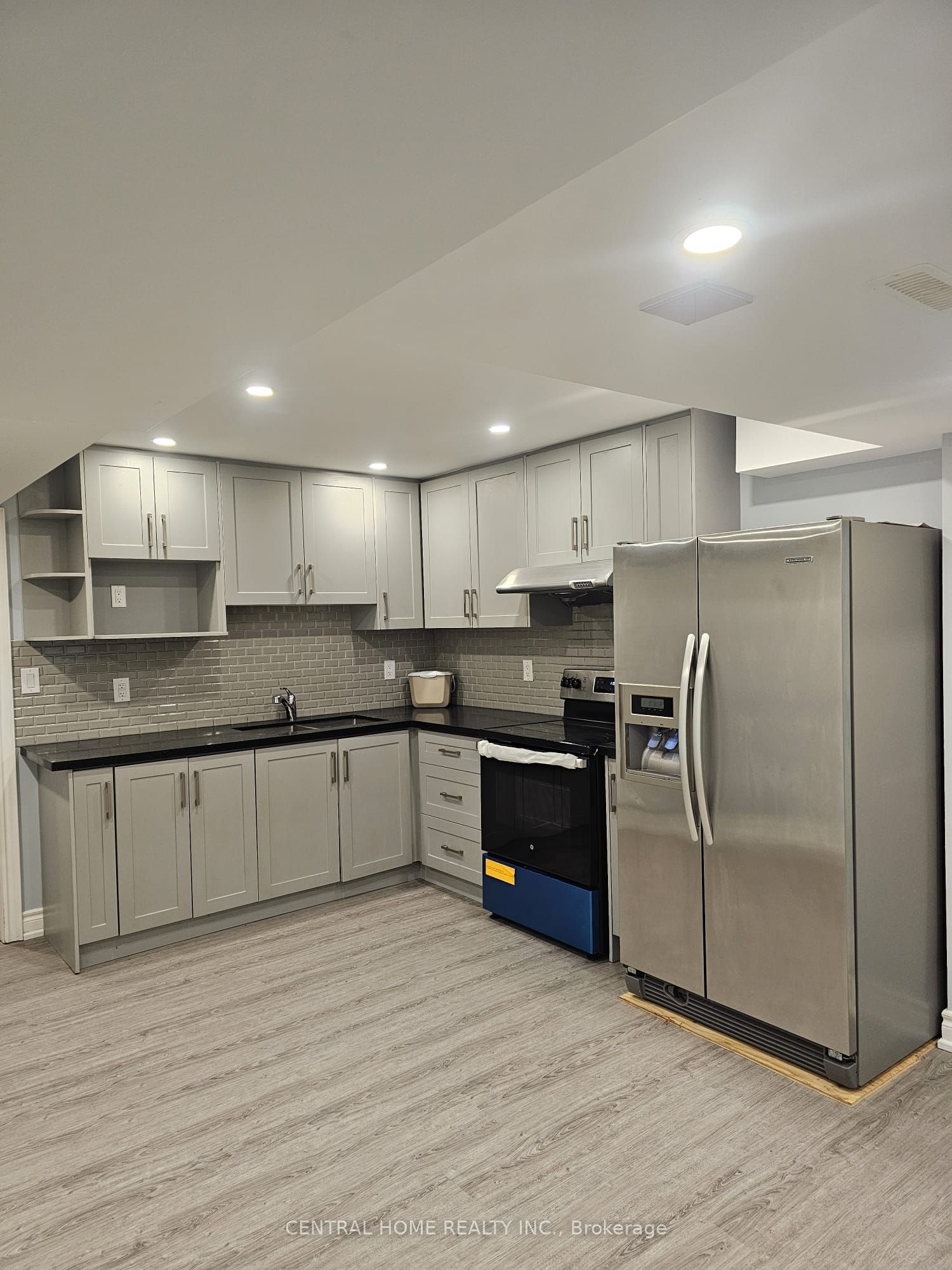45 Wildmoor Street, Markham, ON L6B 0B3 photo 2