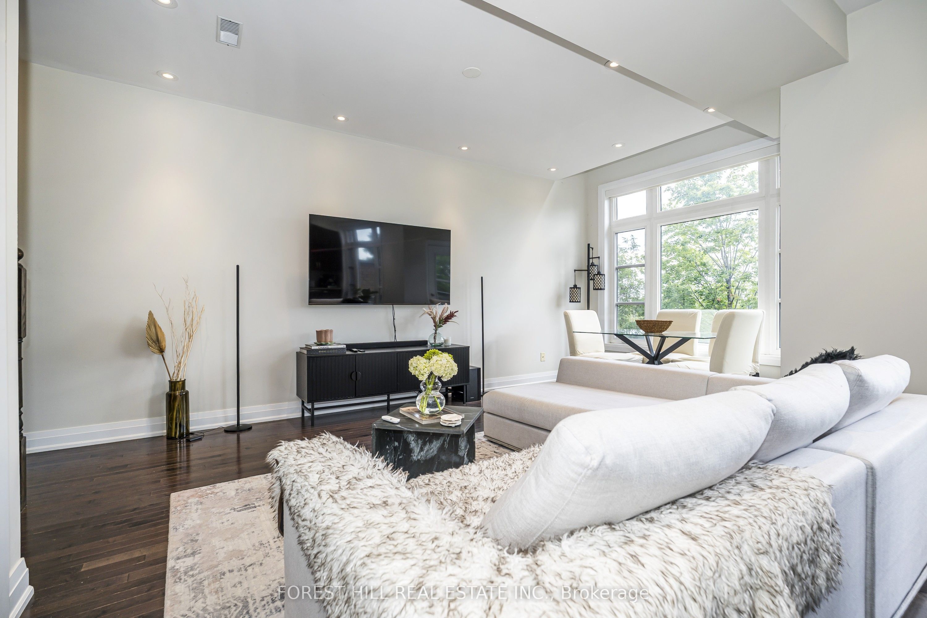 8169 Kipling Avenue 28, Vaughan, ON L4L 0G4 photo 4