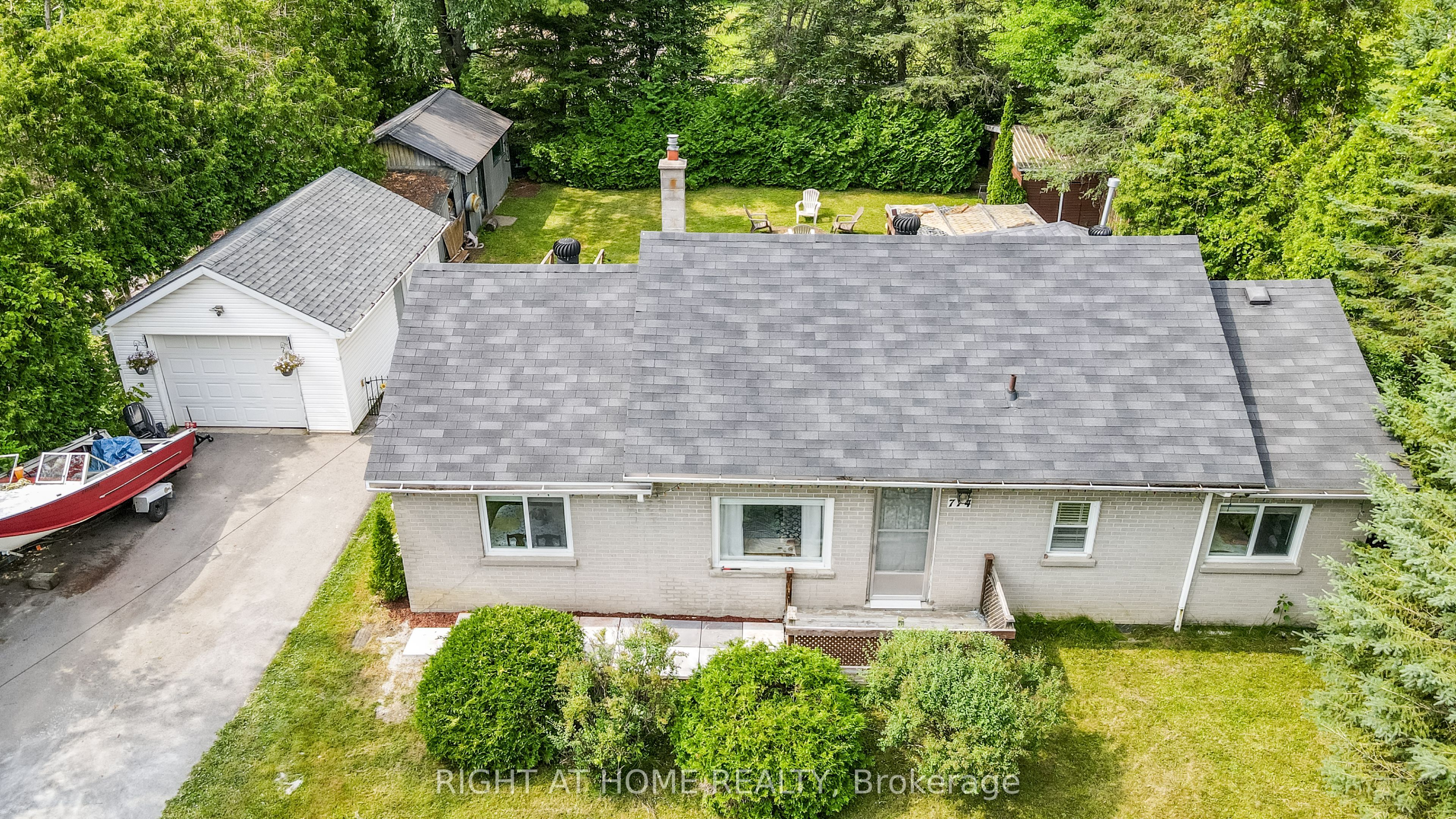 774 James Street, Innisfil, ON L9S 2G6 photo 2