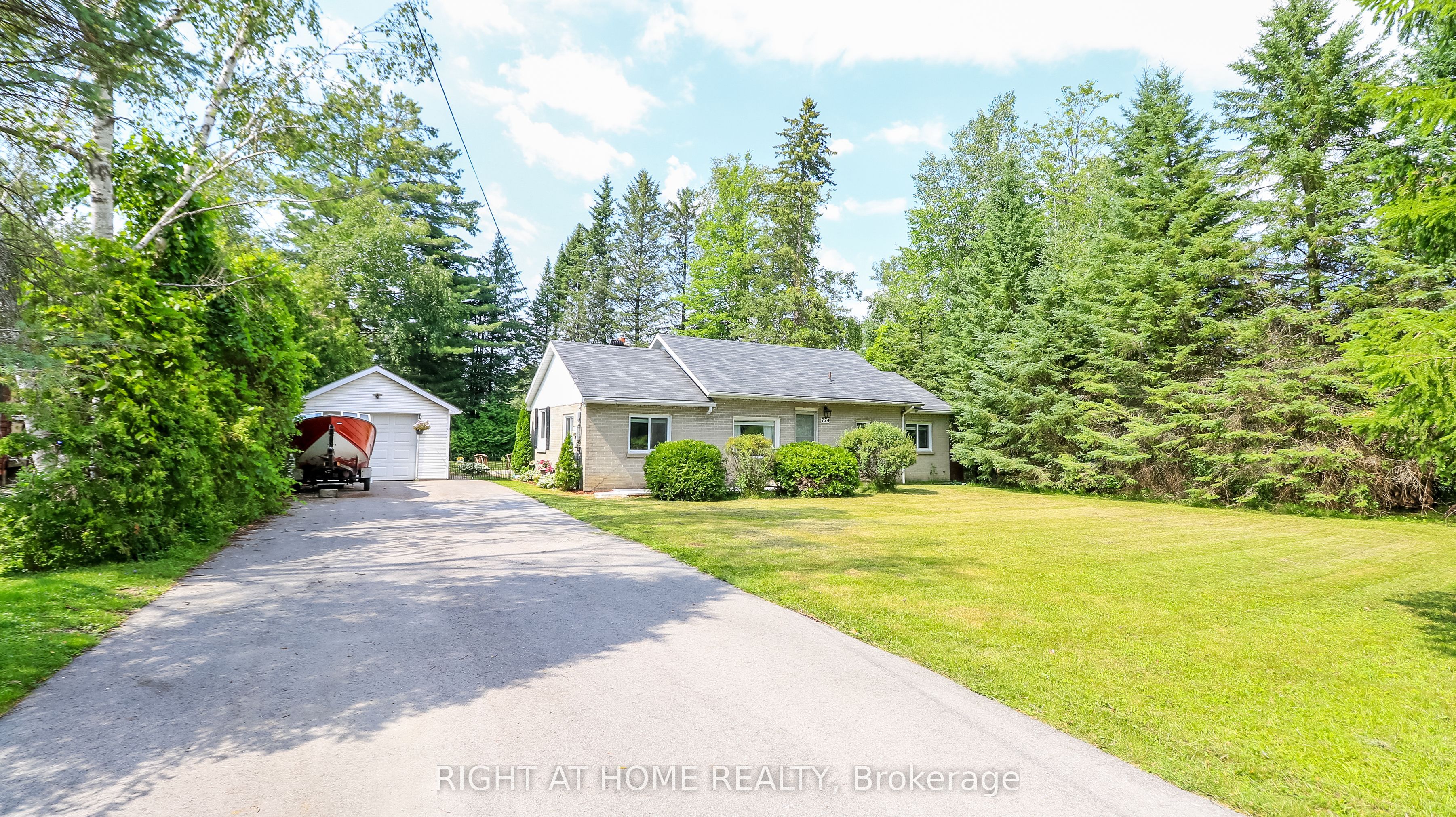 774 James Street, Innisfil, ON L9S 2G6 photo 3