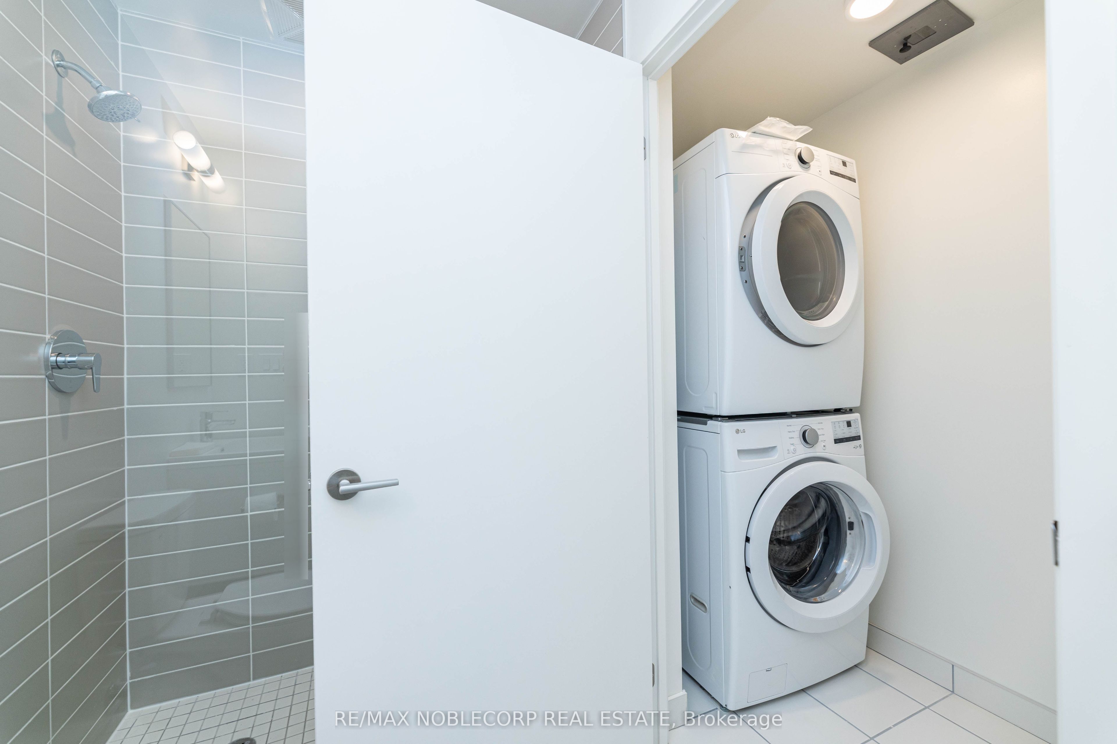 292 Verdale Crossing 805B, Markham, ON L6G 0G6 photo 4