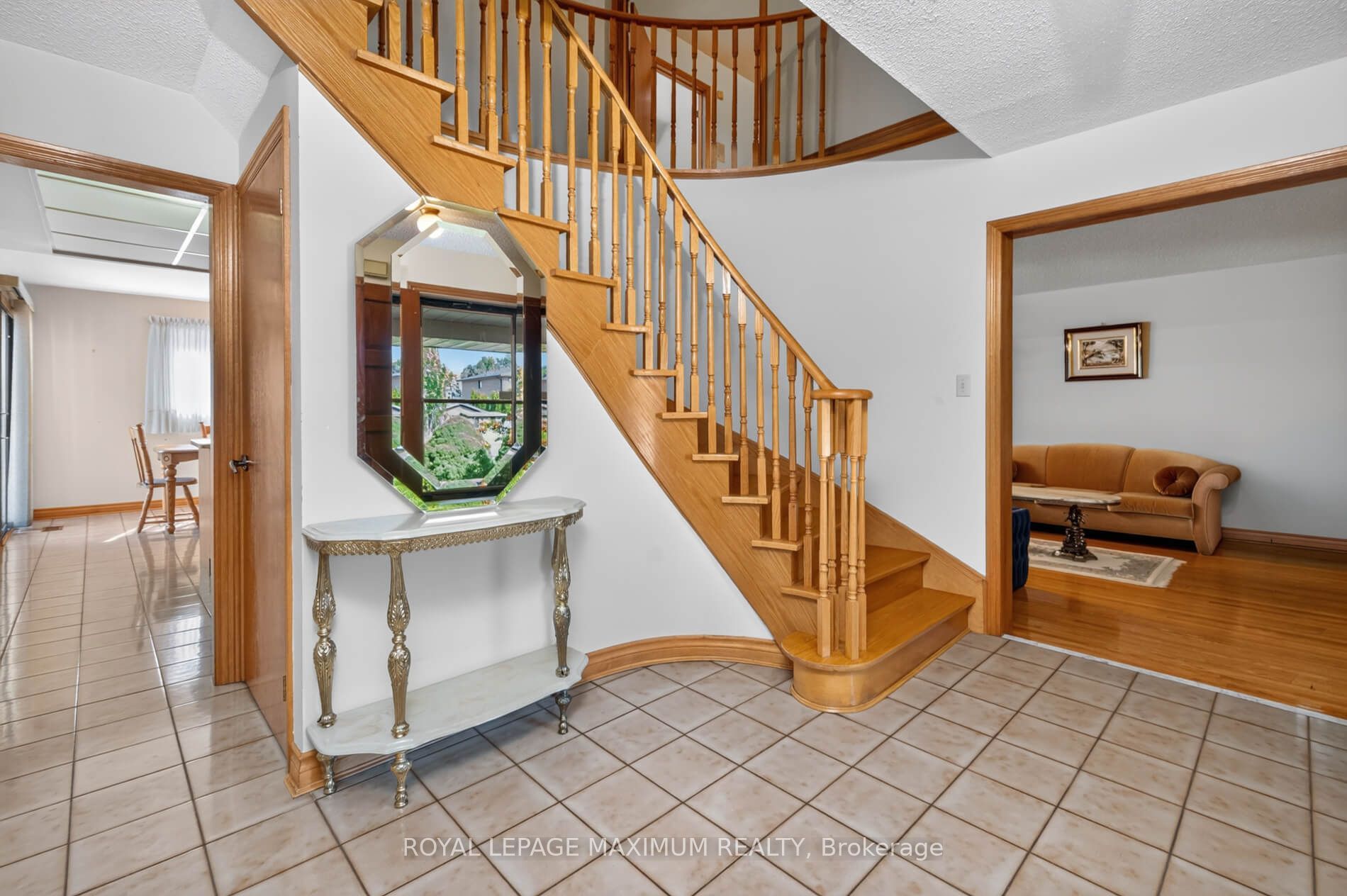 162 Wigwoss Drive, Vaughan, ON L4L 2R2 photo 4