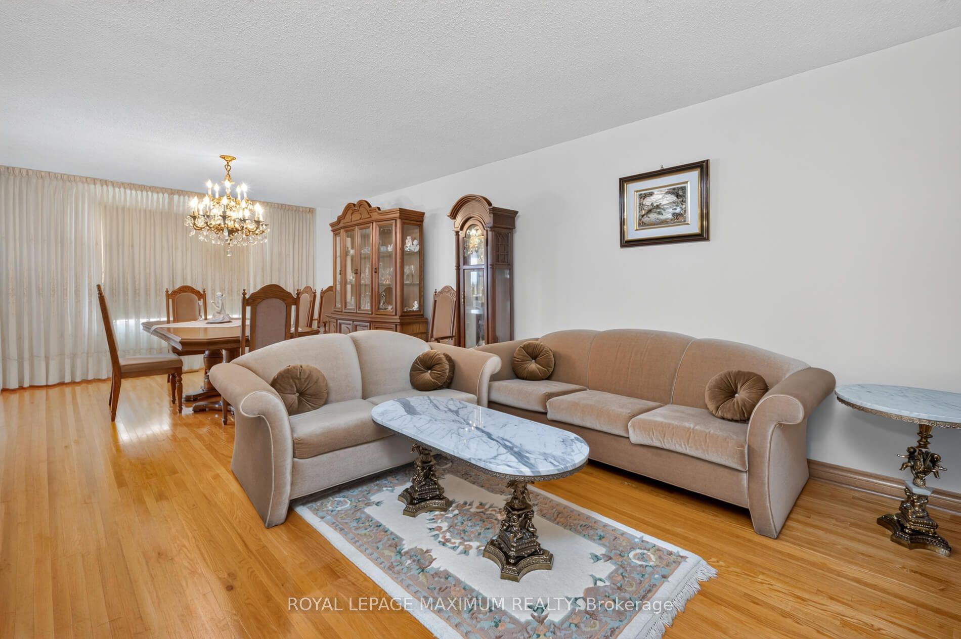 162 Wigwoss Drive, Vaughan, ON L4L 2R2 photo 5