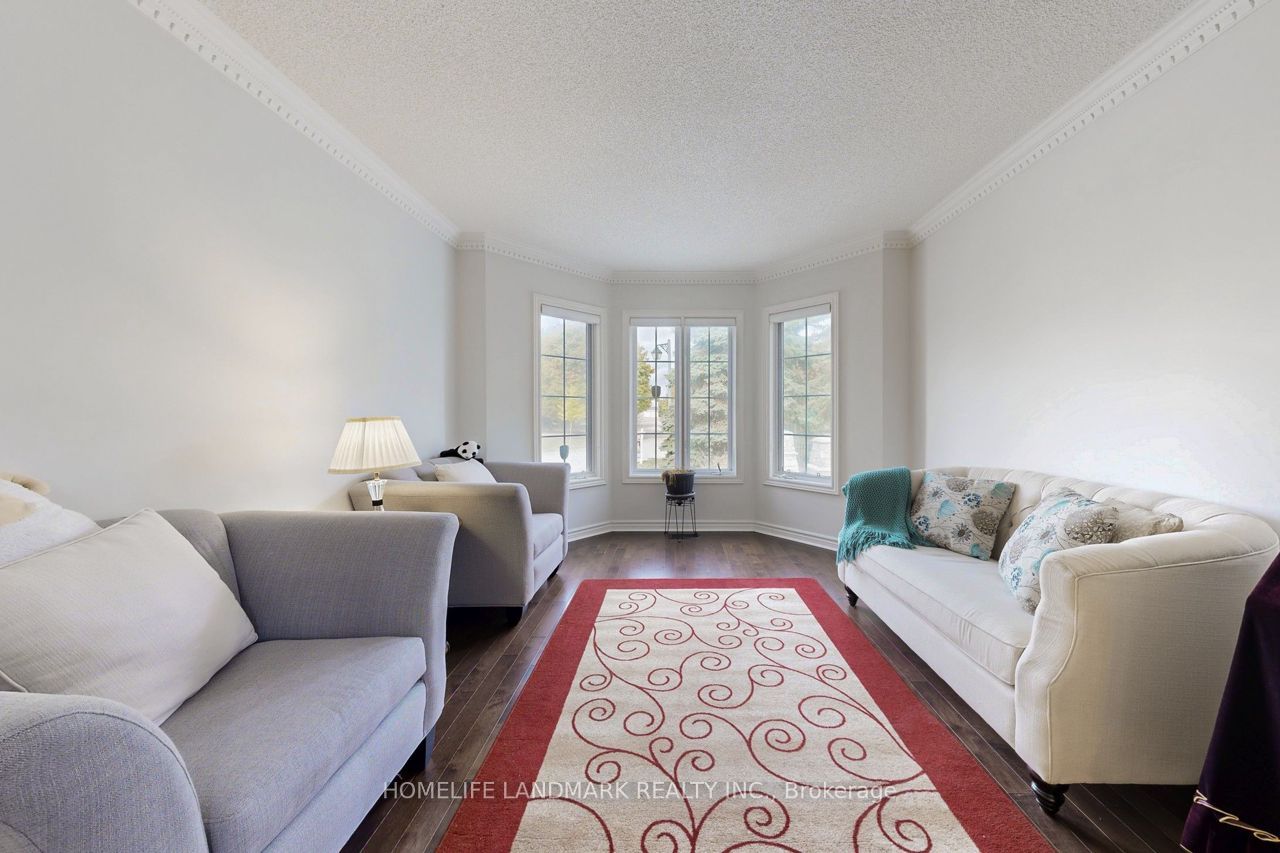 46 Green Ash Crescent, Richmond Hill, ON L4B 3S1 photo 5