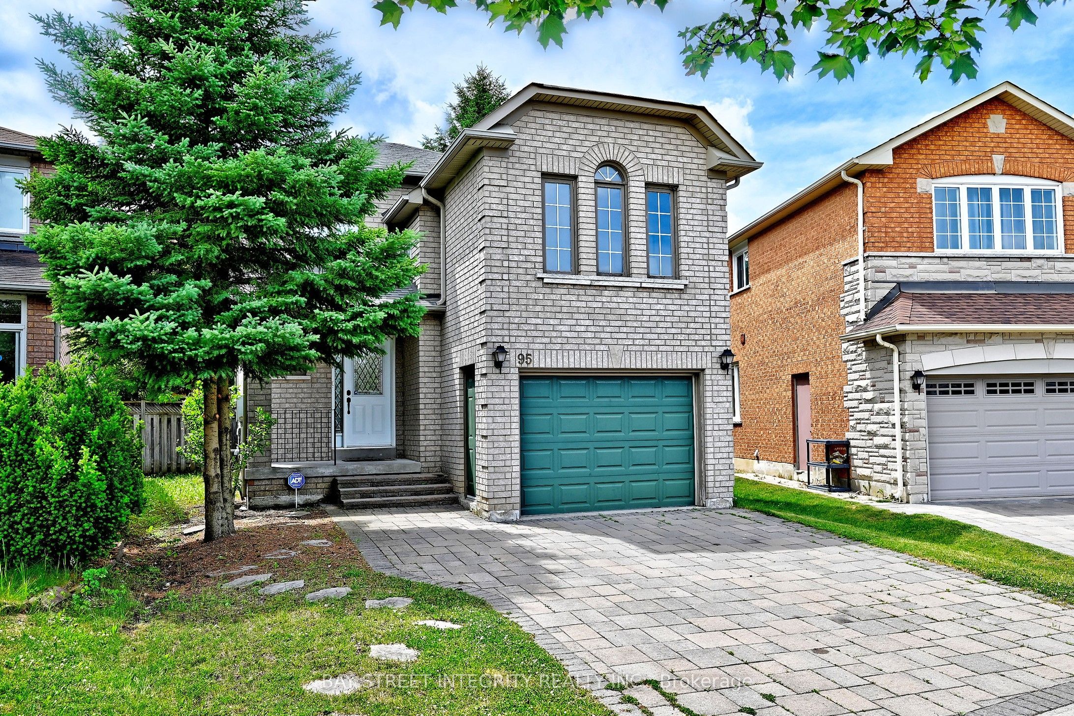 95 Alpine Crescent, Richmond Hill, ON L4S 1V9