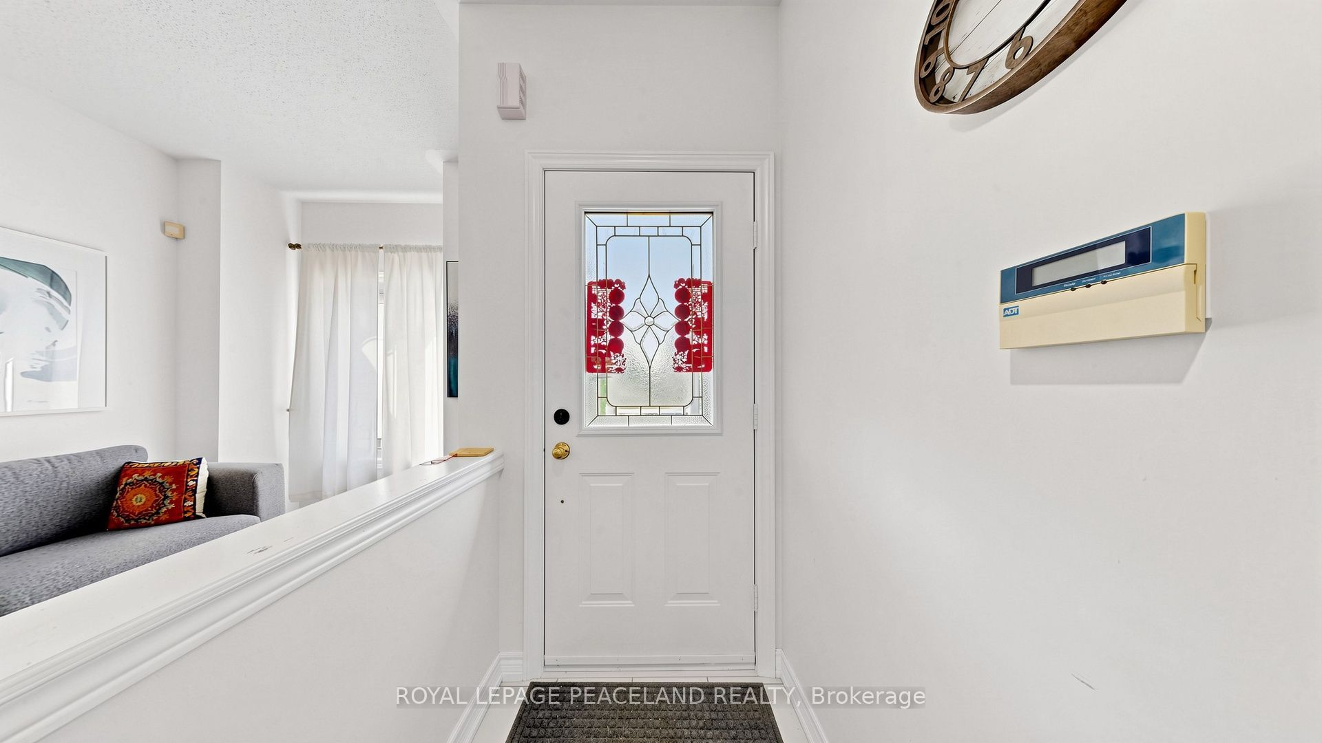 246 Farmstead Road, Richmond Hill, ON L4S 2J8 photo 4