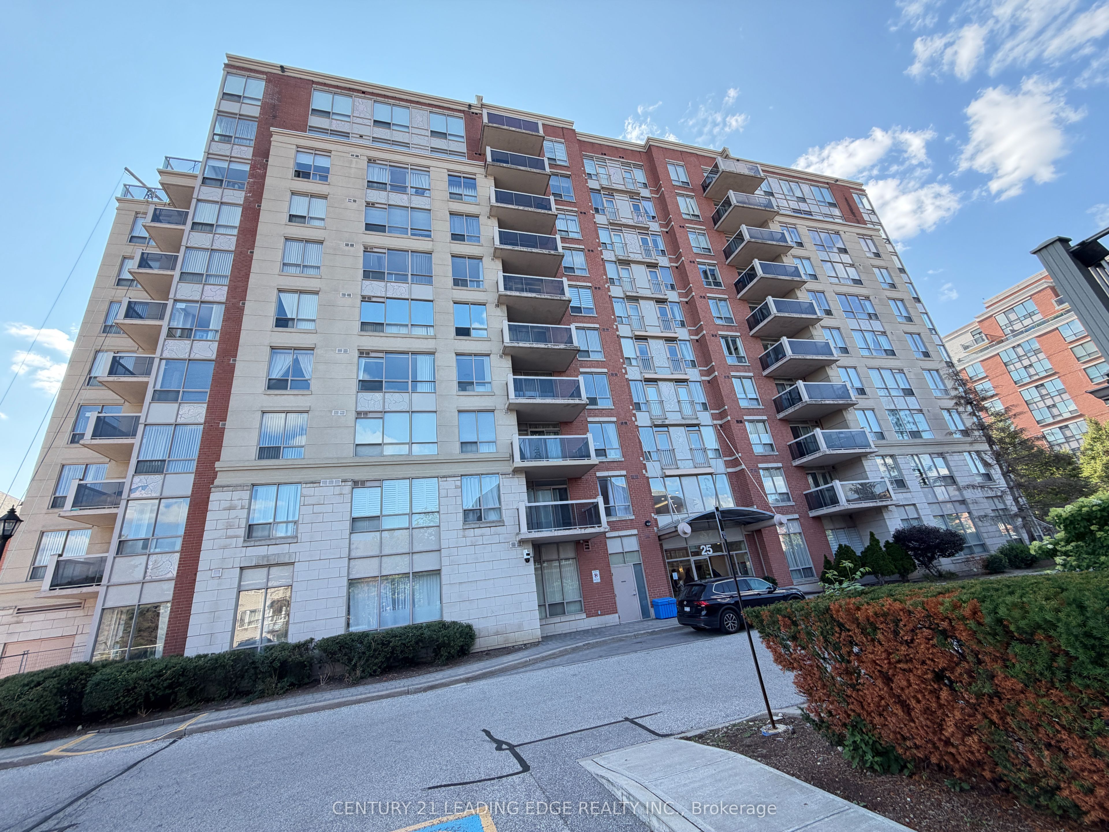 25 Times Avenue 210, Markham, ON L3T 7X5 photo 2