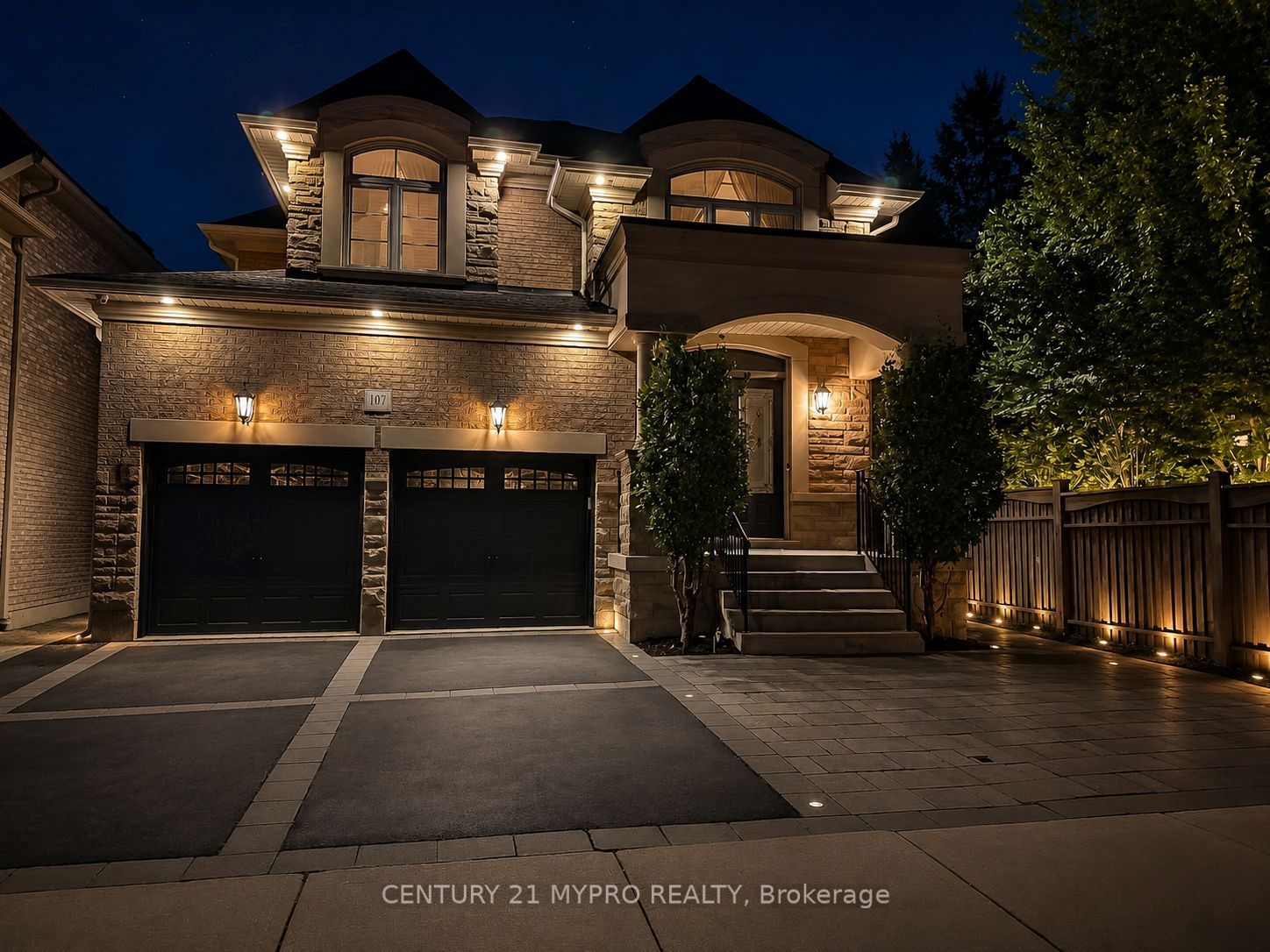 107 Hailsham Court, Vaughan, ON L4L 1A6 photo 3
