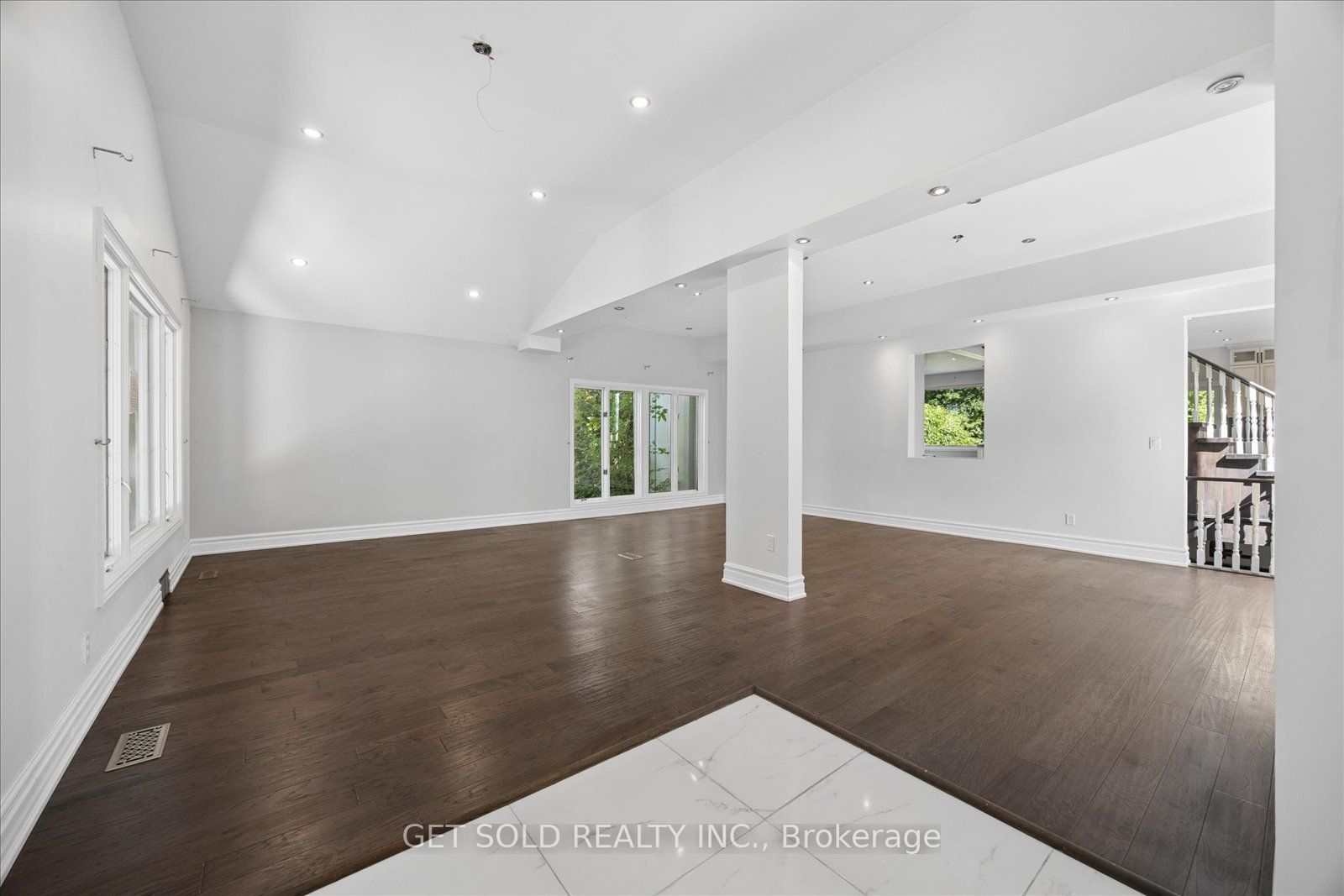 156 Duncan Road, Richmond Hill, ON L4C 6J8 photo 5