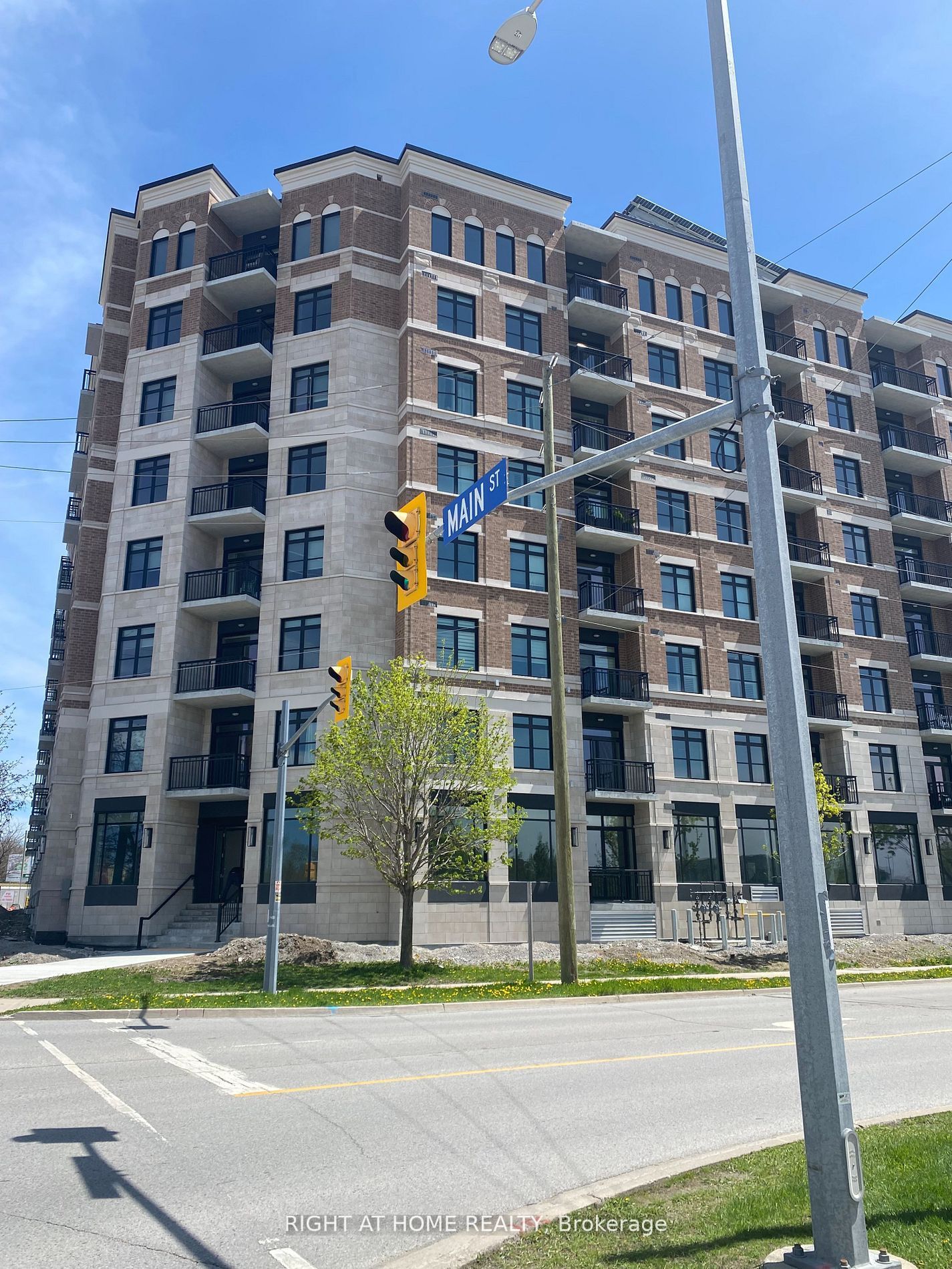 5917 Main Street E 508, Whitchurch-Stouffville, ON L4A 2Z9 photo 2