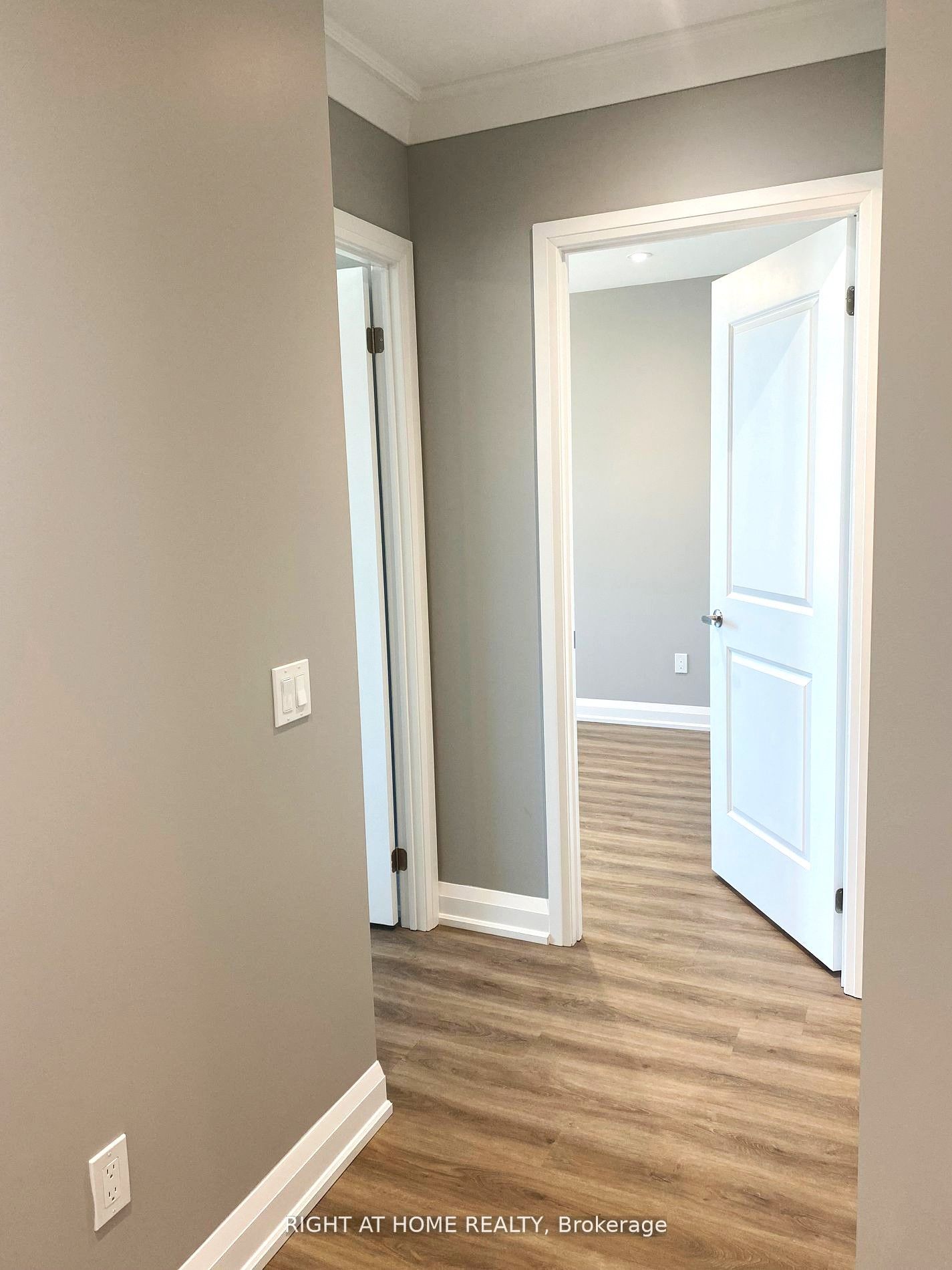 5917 Main Street E 508, Whitchurch-Stouffville, ON L4A 2Z9 photo 5