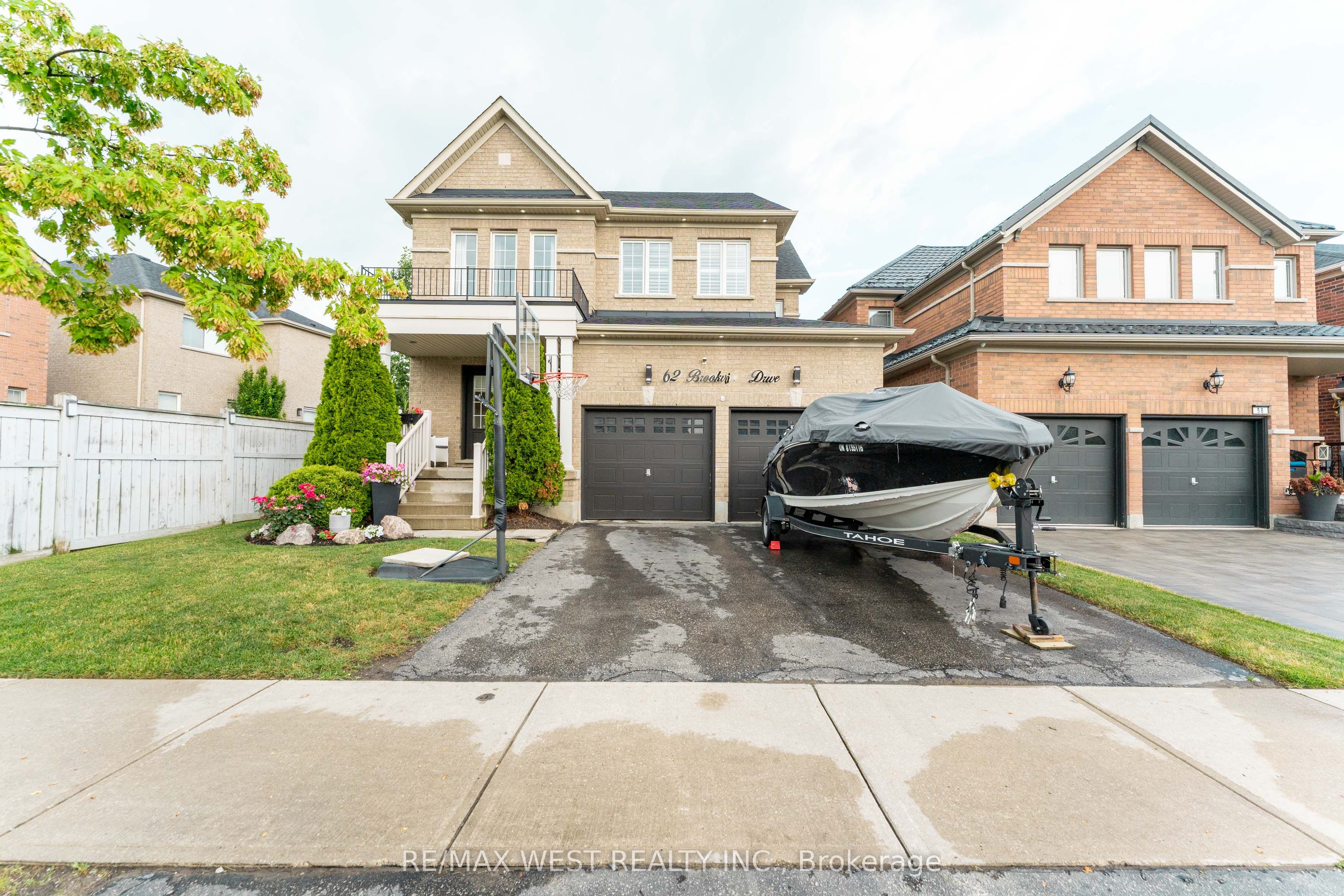 62 Brookview Drive, Bradford West Gwillimbury, ON L3Z 0S5 photo 4