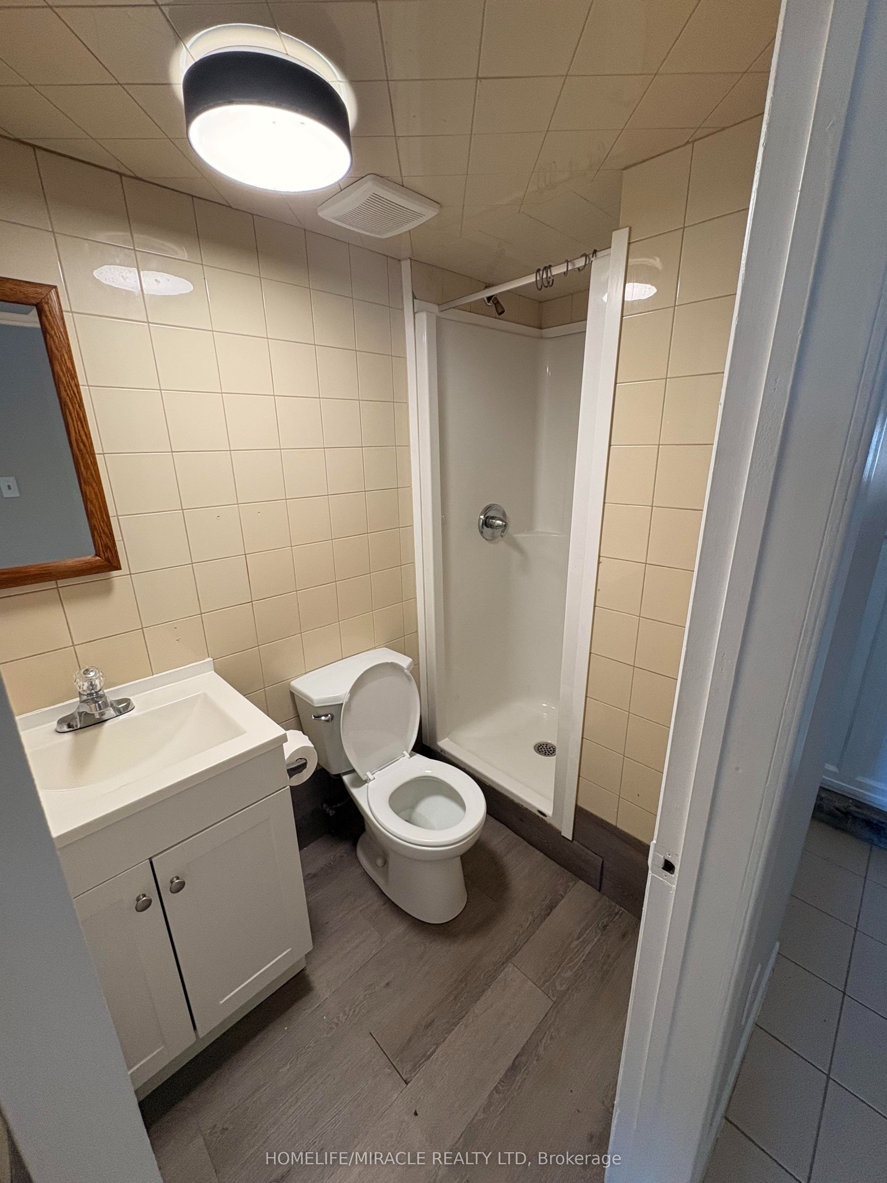 1571 19th Avenue 2, Richmond Hill, ON L4S 1N7 photo 4