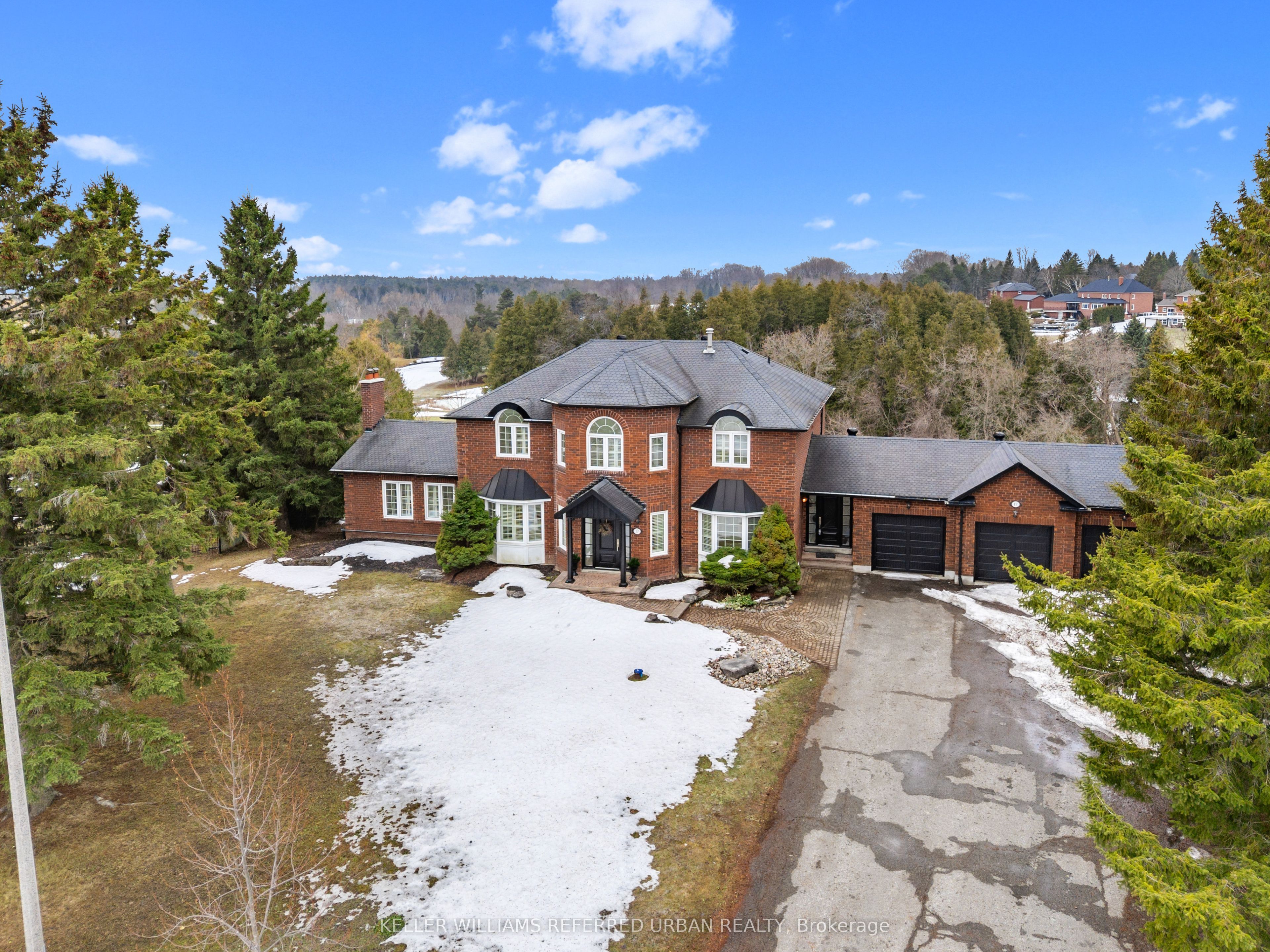 17 Sleepy Hollow Lane, Whitchurch-Stouffville, ON L4A 3G7