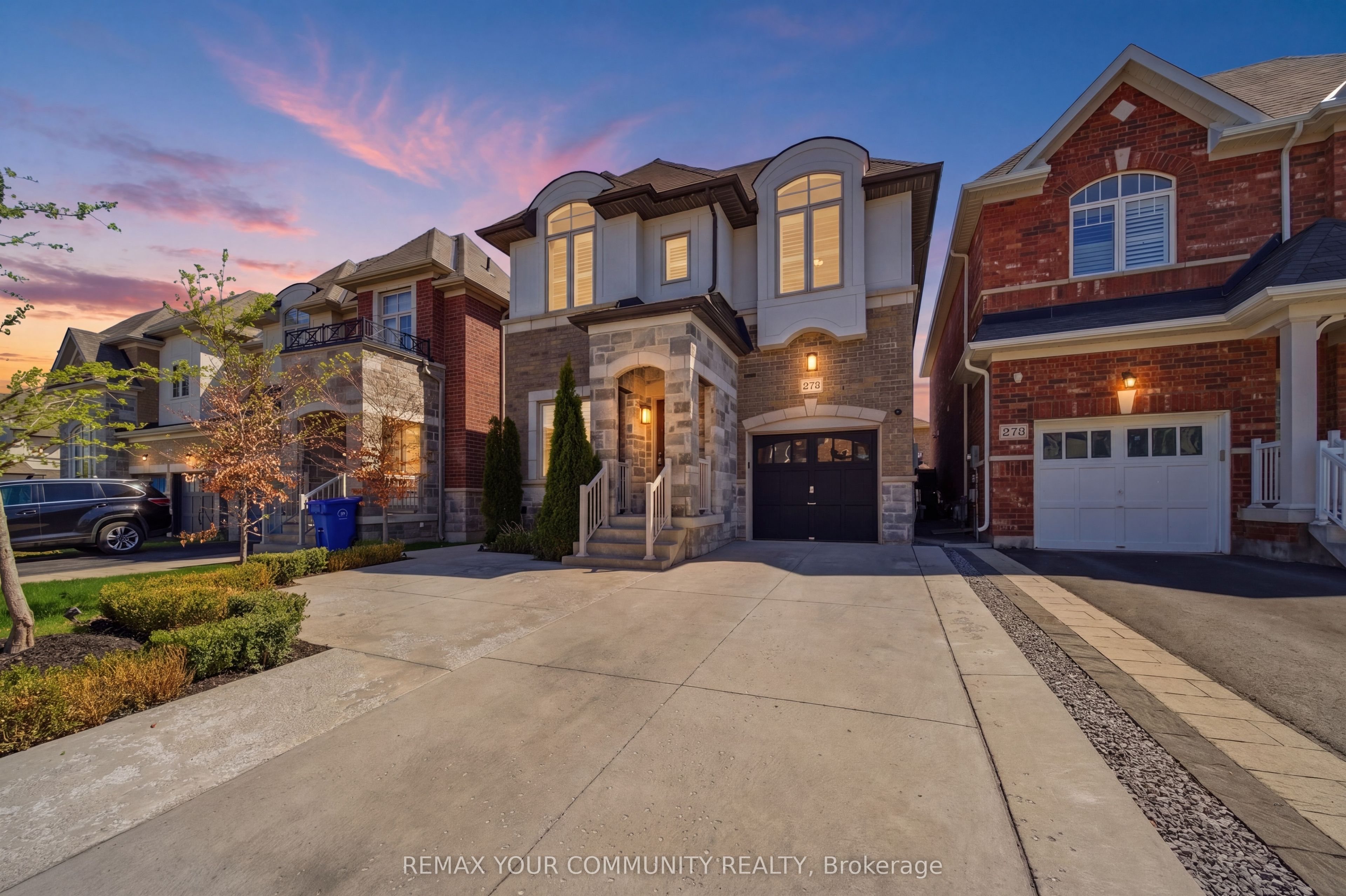 275 Sharon Creek Drive, East Gwillimbury, ON L9N 0P4 photo 2