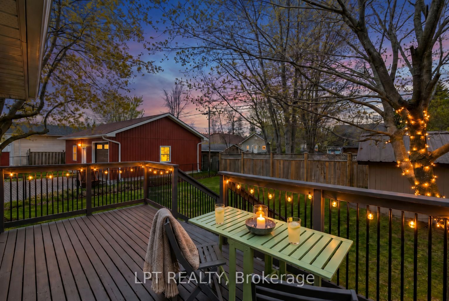 818 Poplar Avenue, Georgina, ON L4P 3E9 photo 3