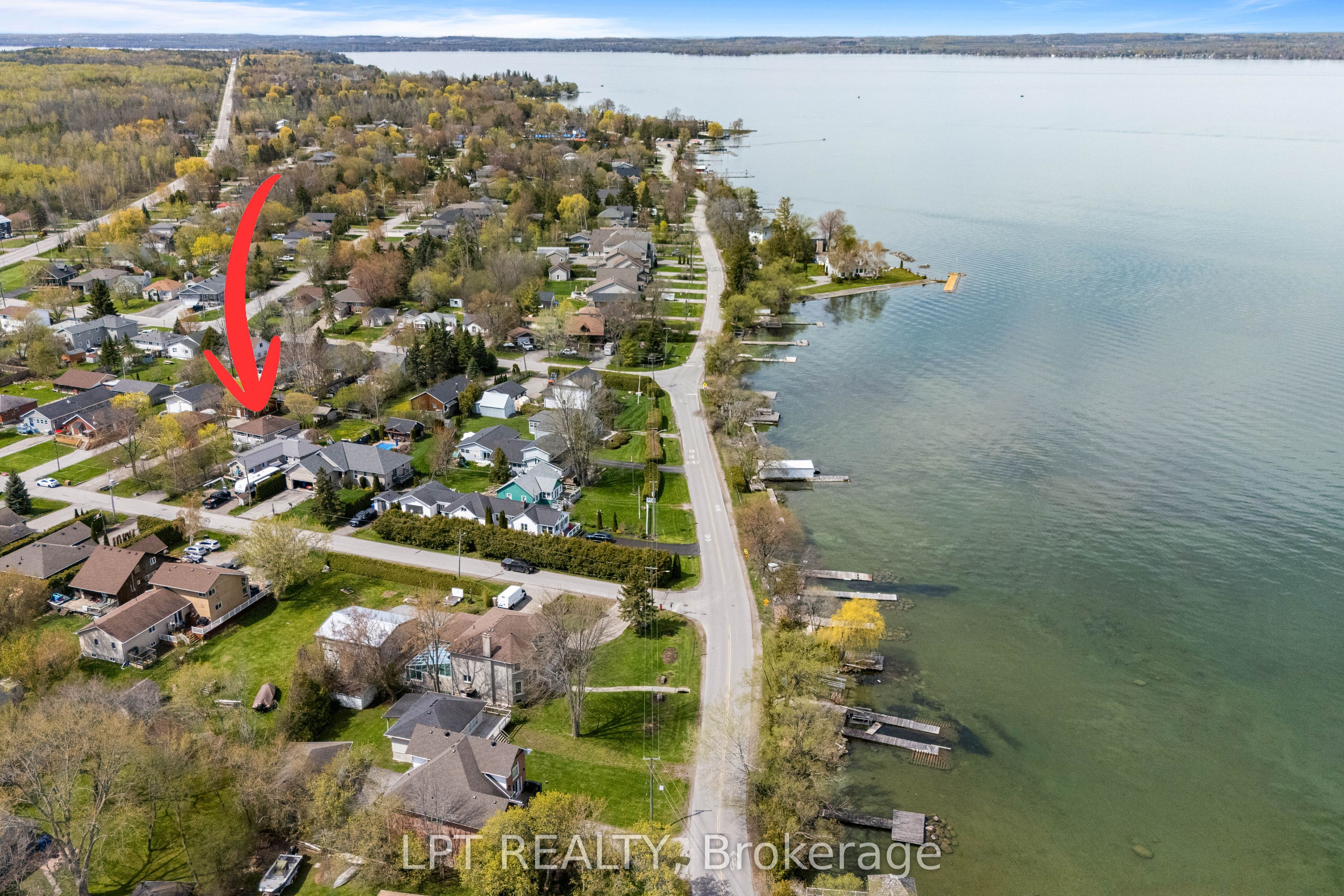 818 Poplar Avenue, Georgina, ON L4P 3E9 photo 4