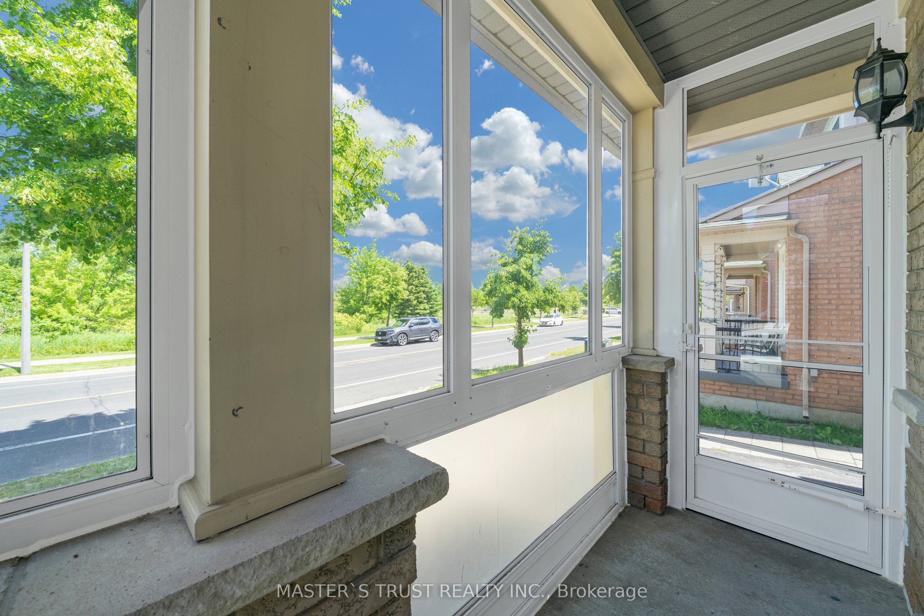 418 The Bridle Walk, Markham, ON L6C 2M5 photo 4