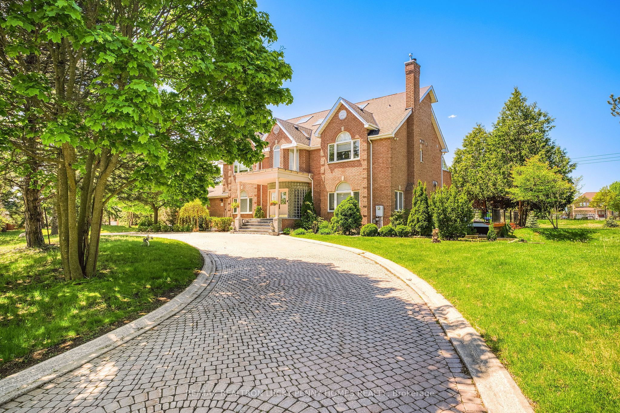 2 Jennings Gate, Markham, ON L6C 1A9 photo 5