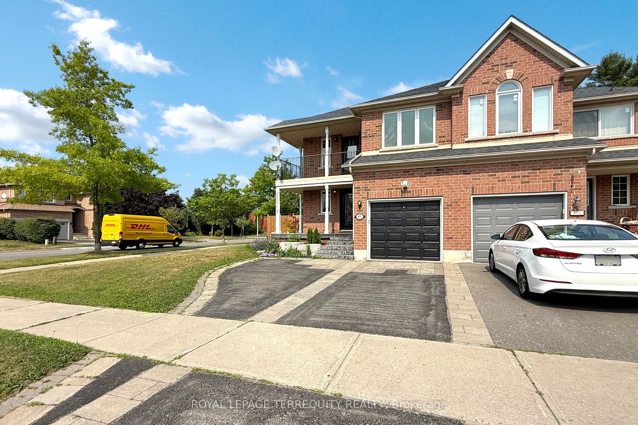 65 Lorridge Street, Richmond Hill, ON L4E 3W5 photo 2