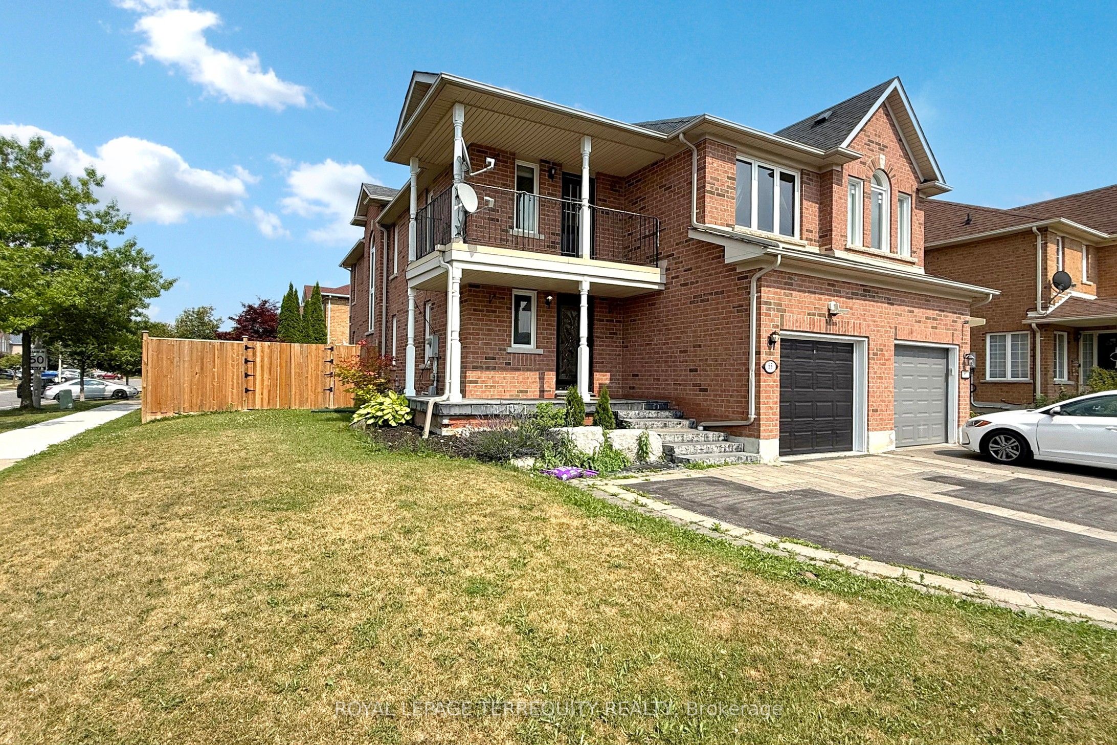65 Lorridge Street, Richmond Hill, ON L4E 3W5 photo 3