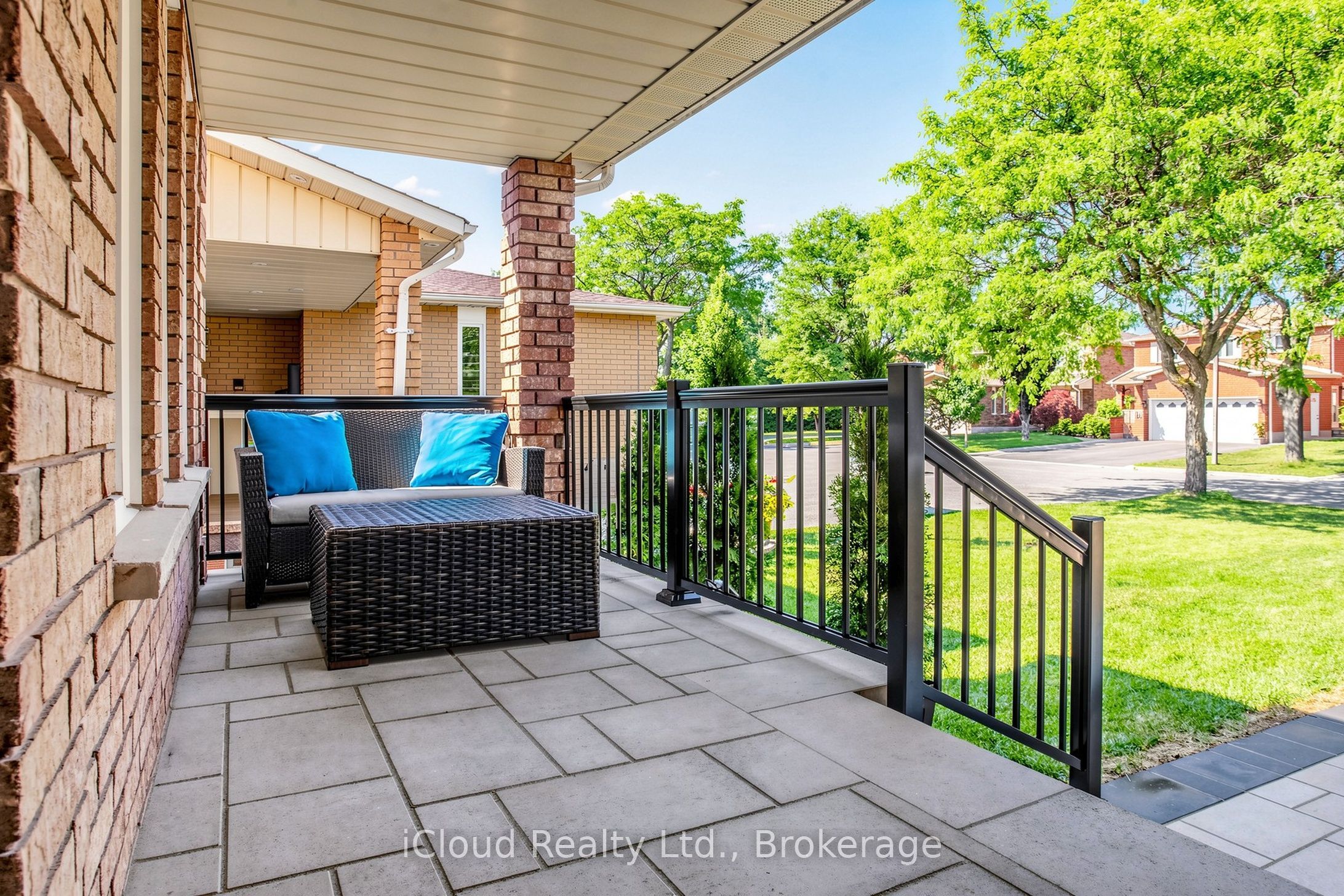 15 San Marko Place, Vaughan, ON L4L 7M6 photo 3