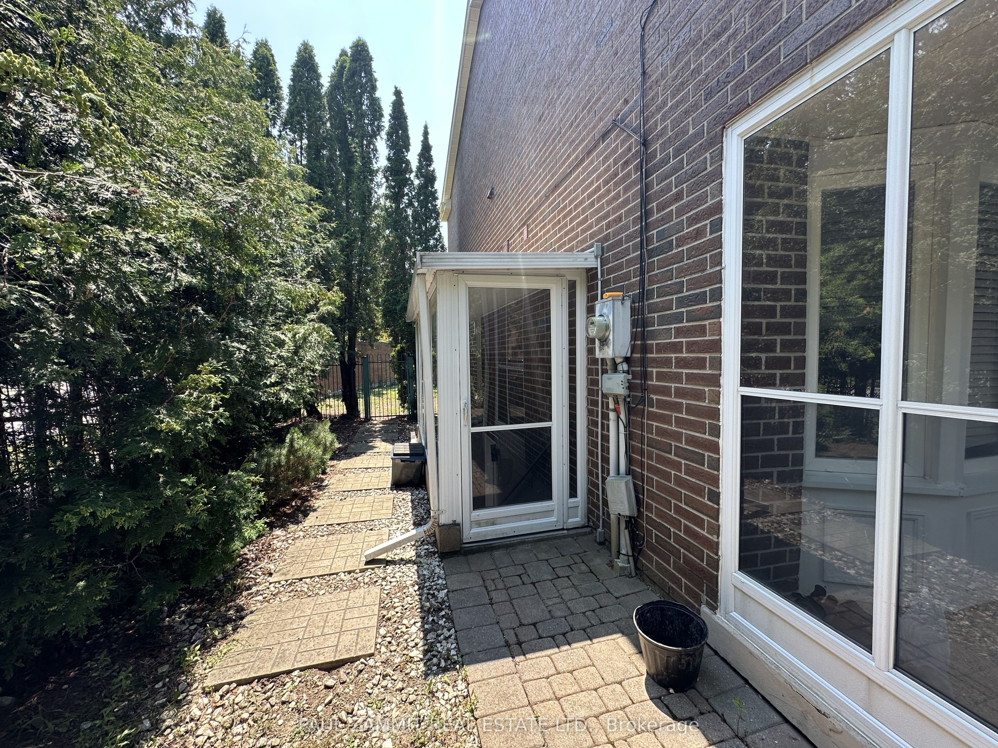 149 Heatherton Way, Vaughan, ON L4J 3E8 photo 2