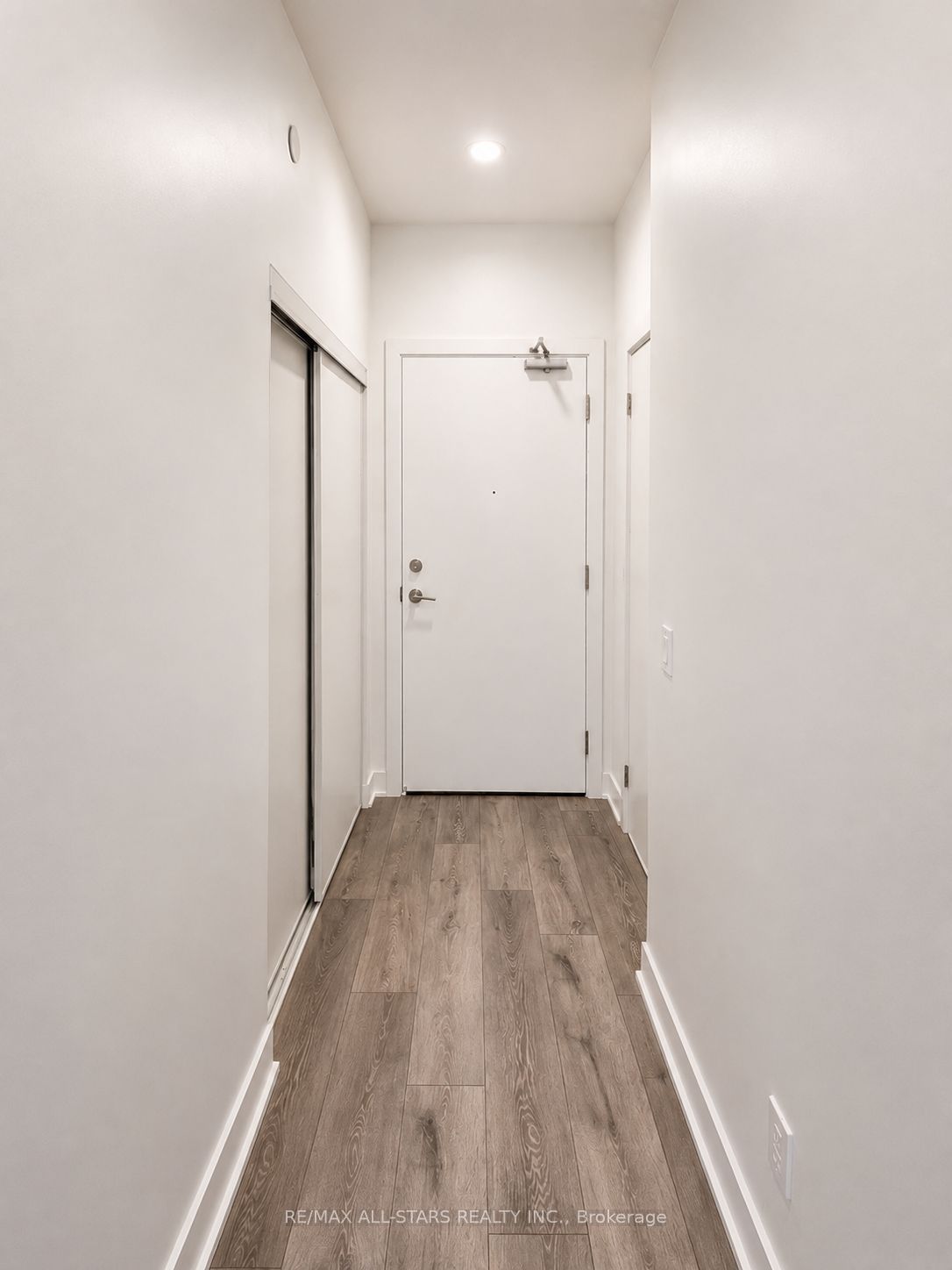 10 Flavelle Trail 1708, Vaughan, ON L4L 1V8 photo 4