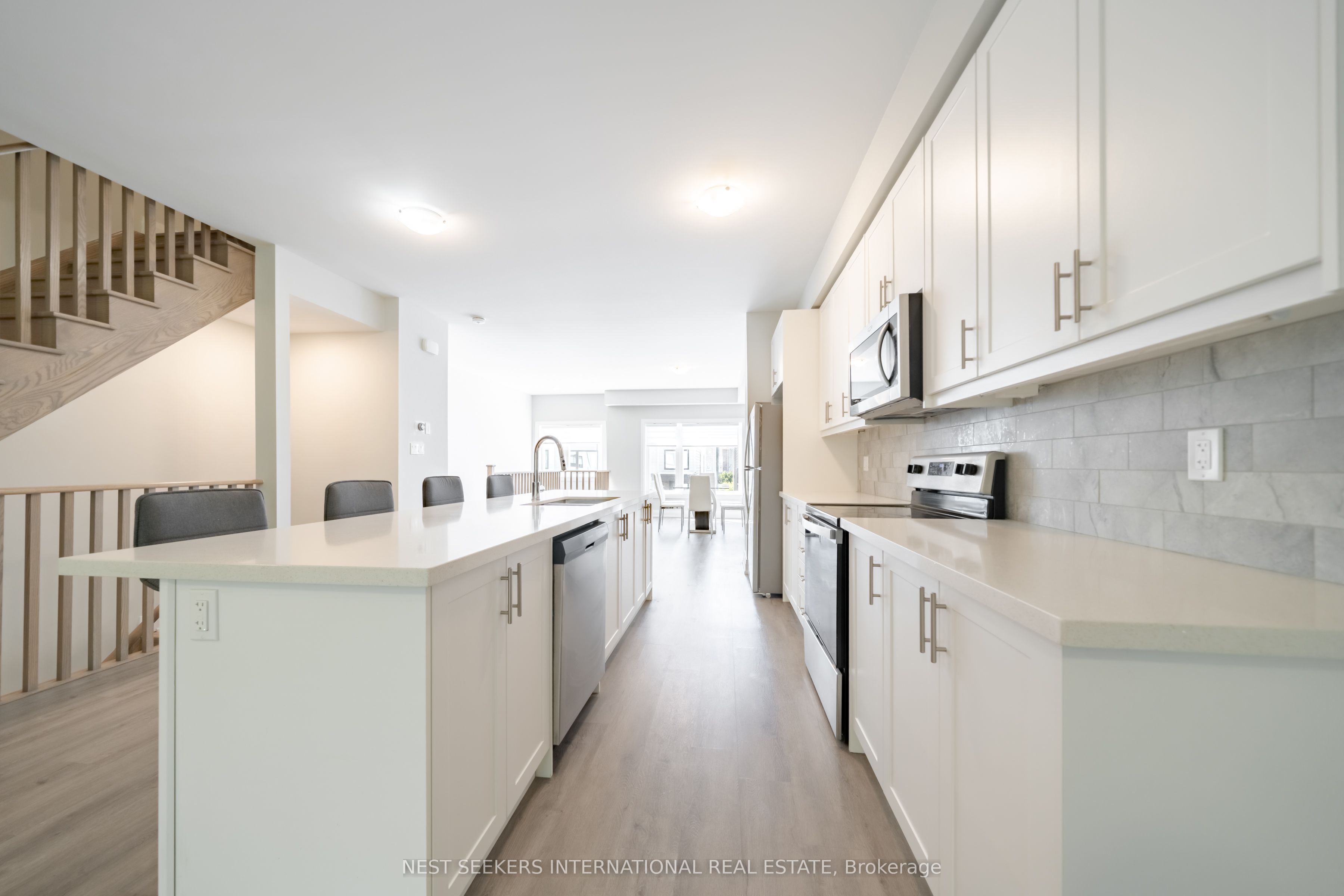 1486 Purchase Place, Innisfil, ON L0L 1W0 photo 4